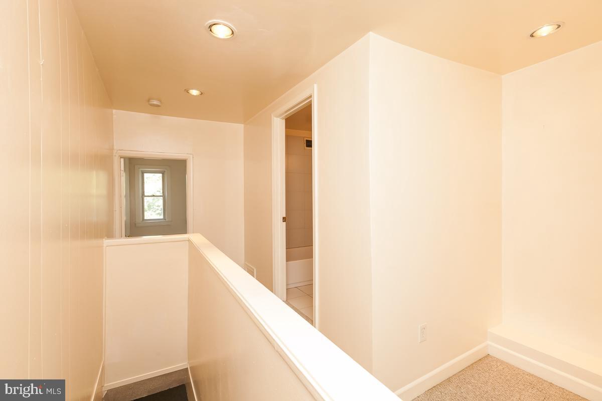 WASHINGTON VILLAGE - Residential