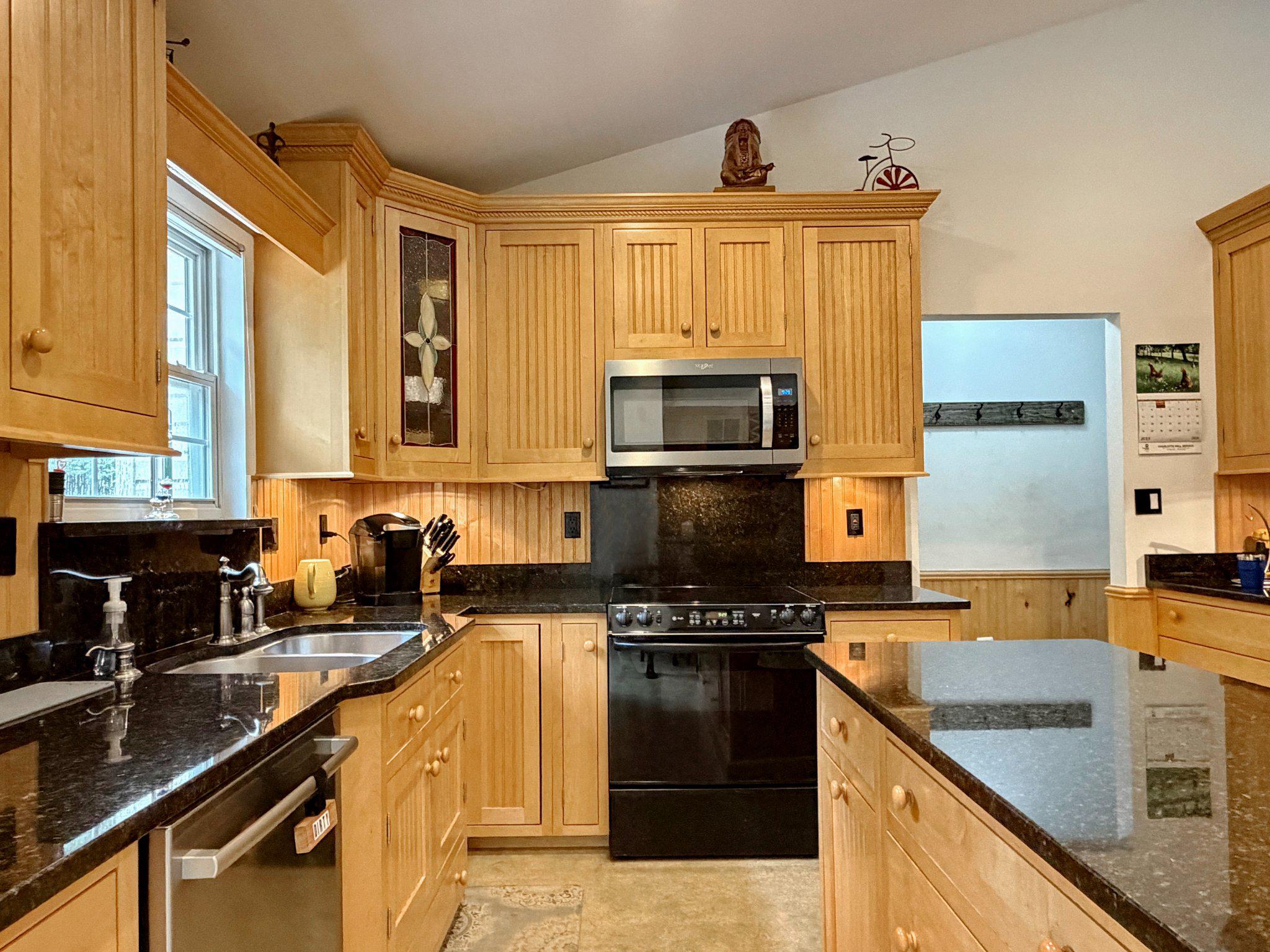 PRESTON'S PLACE - Residential