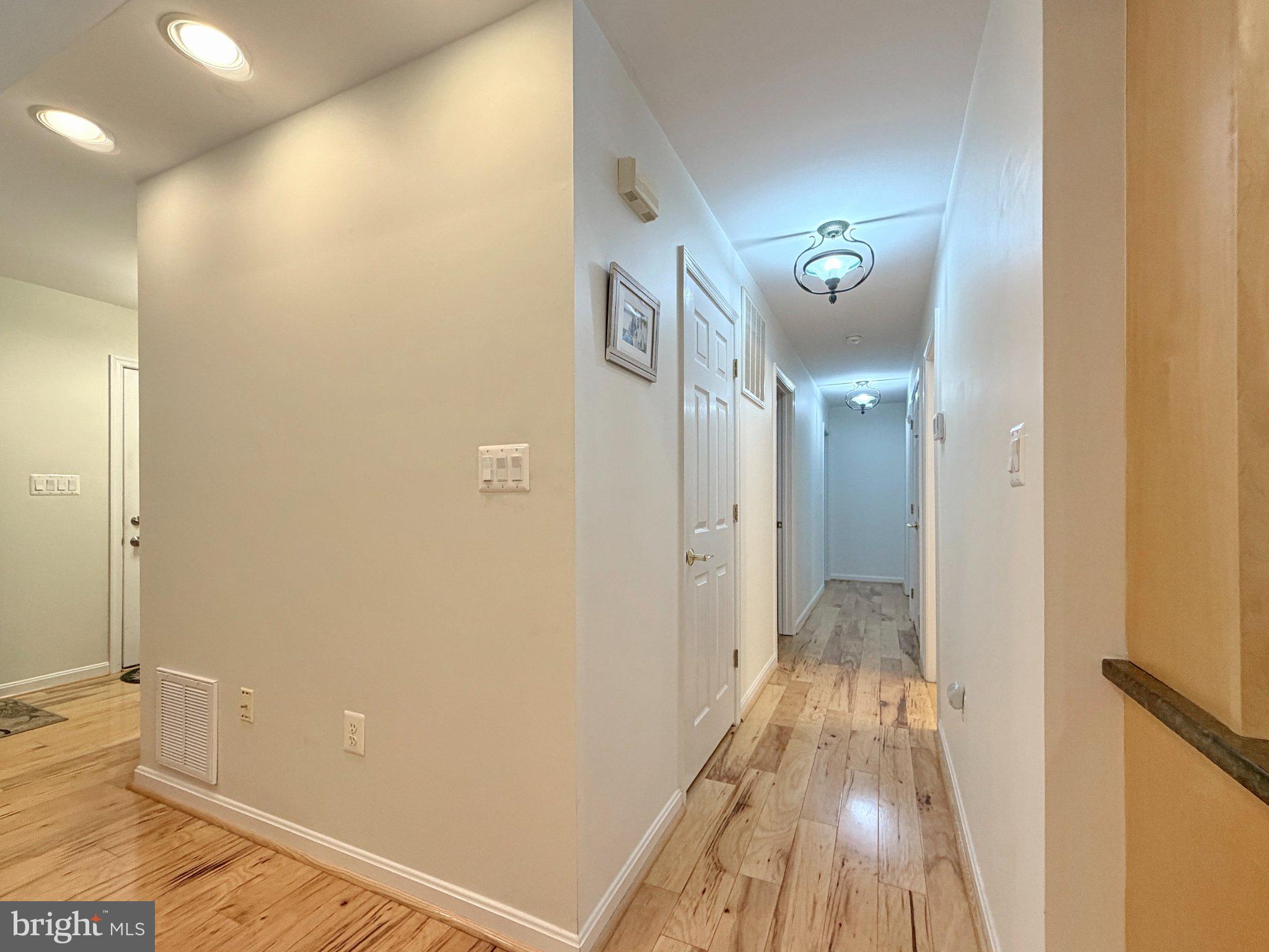 PRESTON'S PLACE - Residential