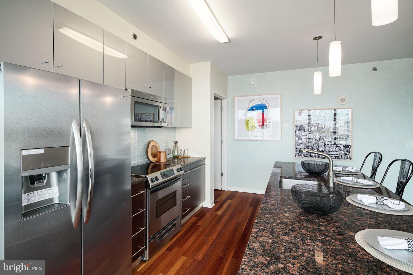RITTENHOUSE SQUARE - Residential