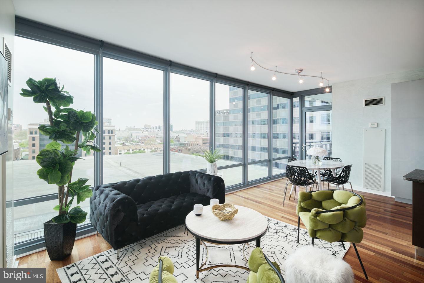 RITTENHOUSE SQUARE - Residential