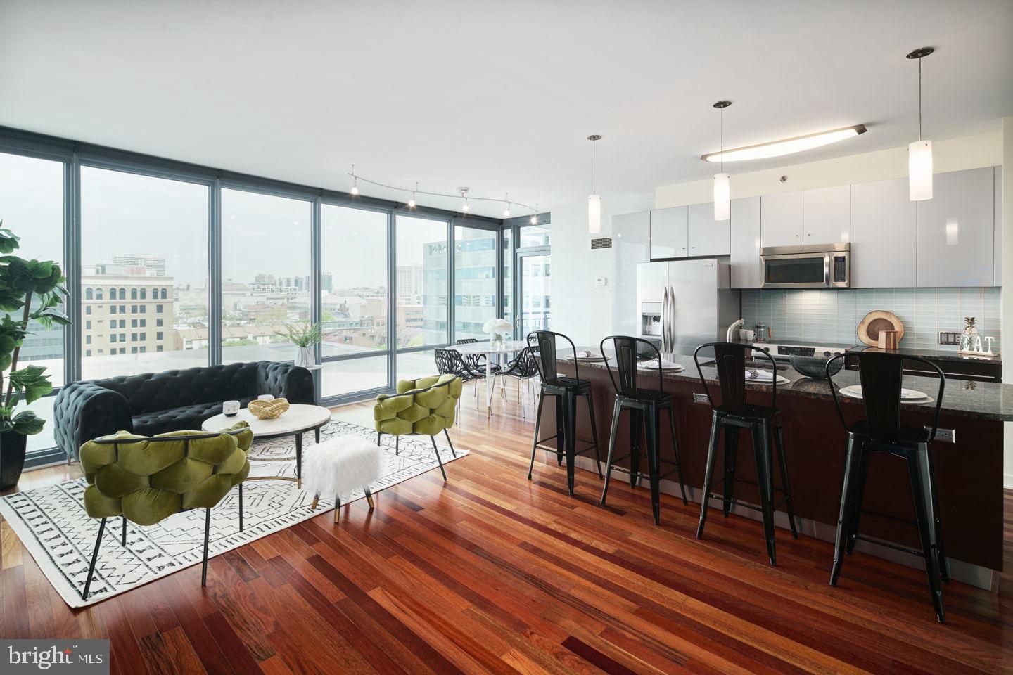 RITTENHOUSE SQUARE - Residential