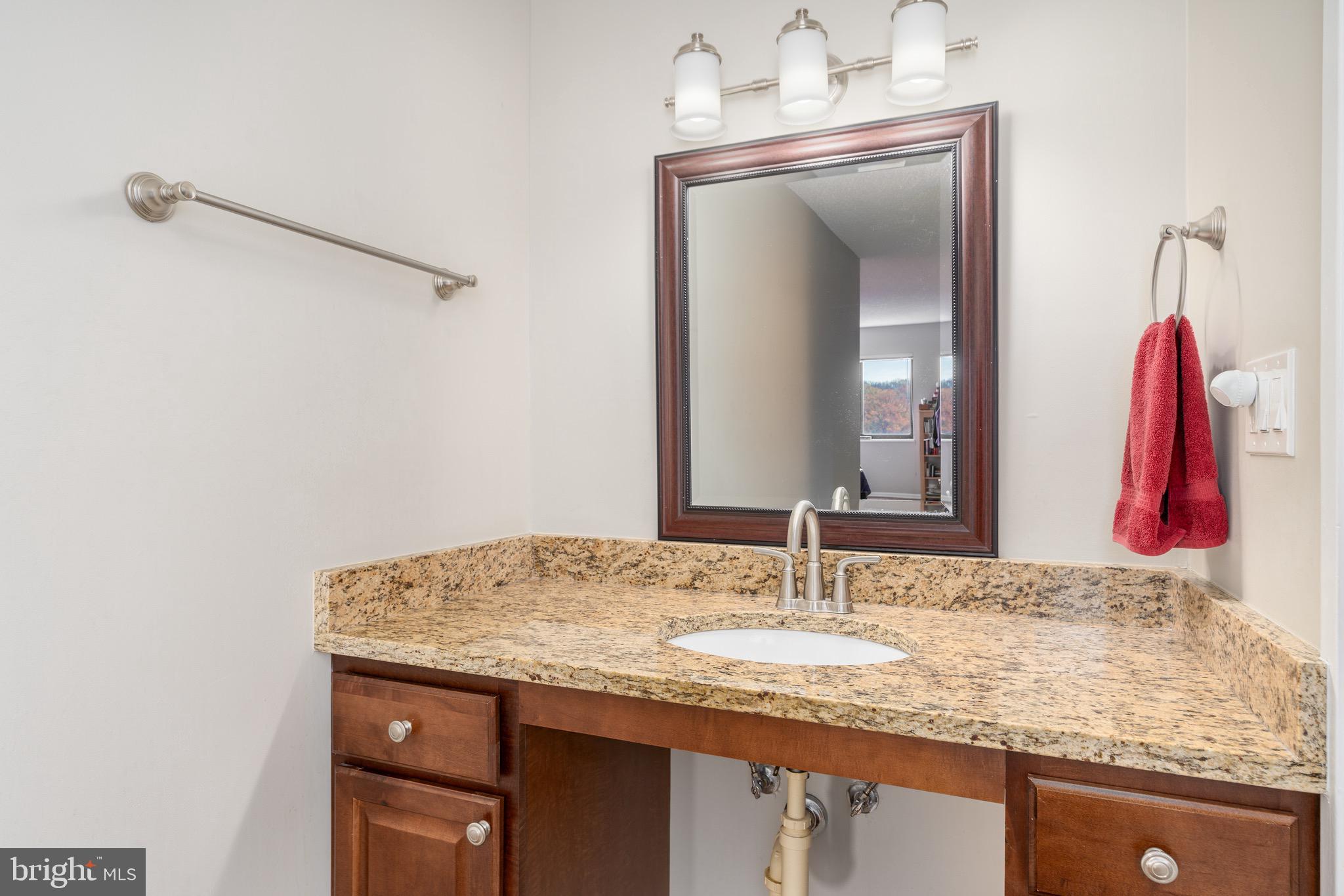 LEISURE WORLD - Residential