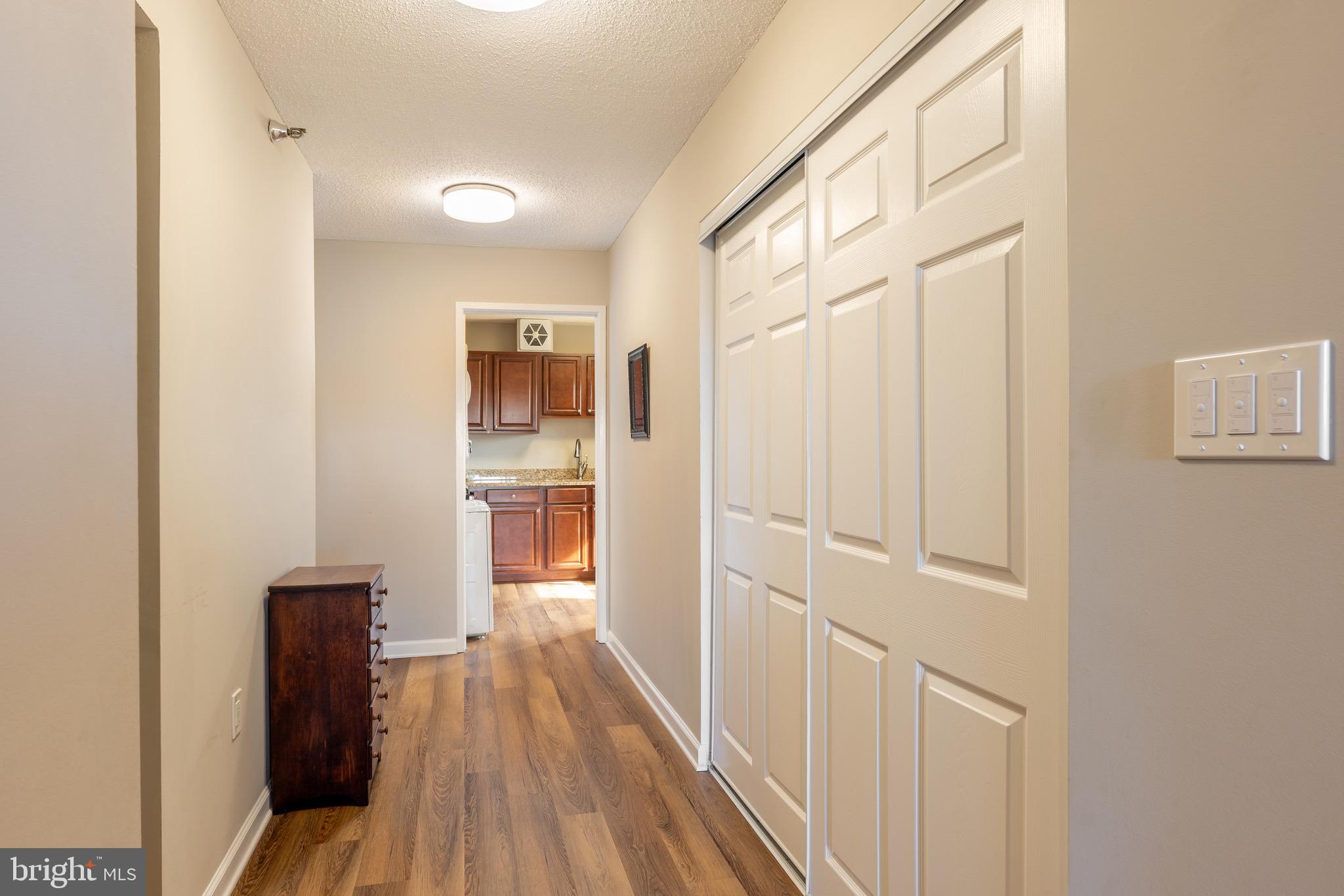 LEISURE WORLD - Residential