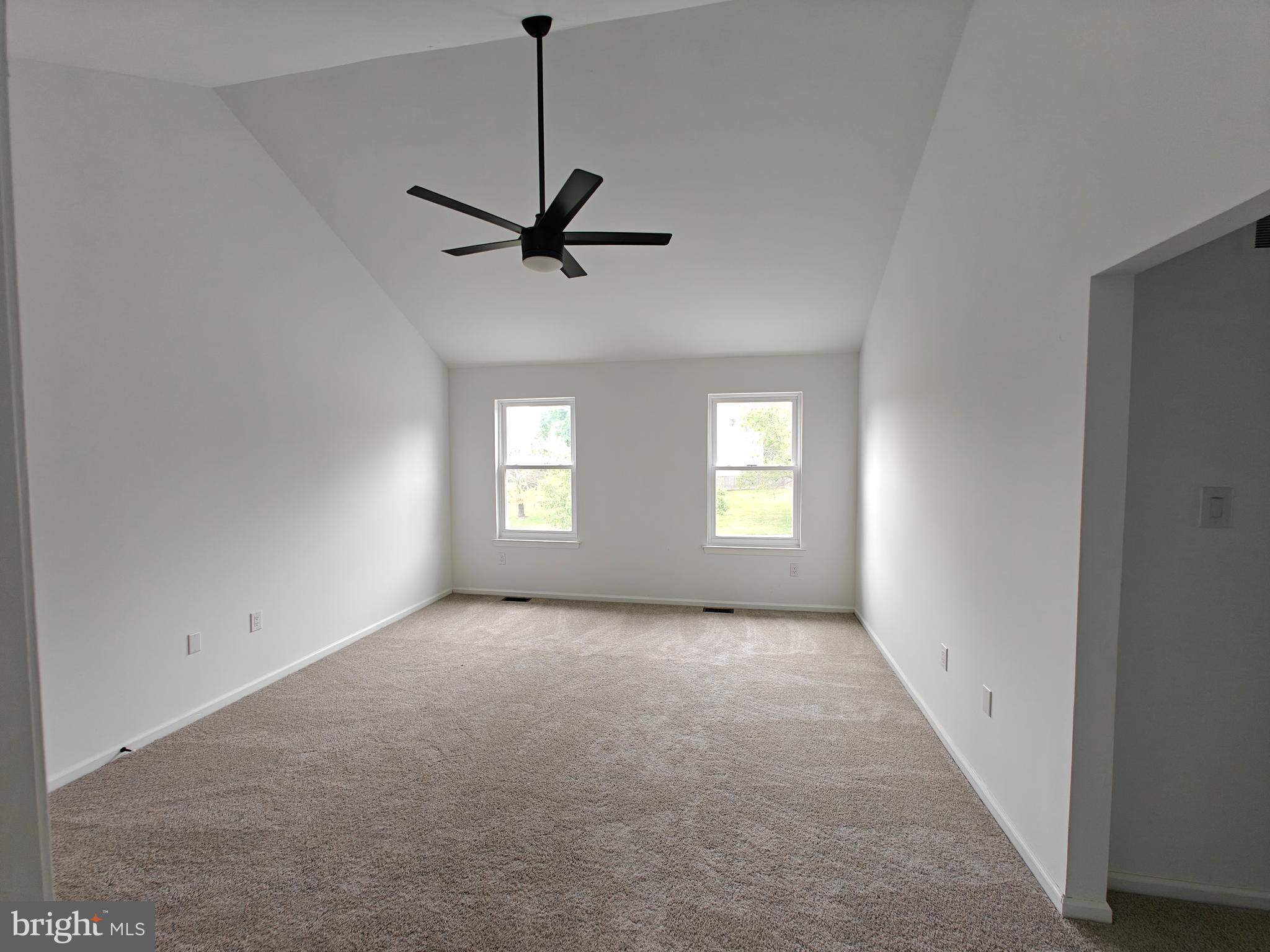 WINNERS CIRCLE - Residential