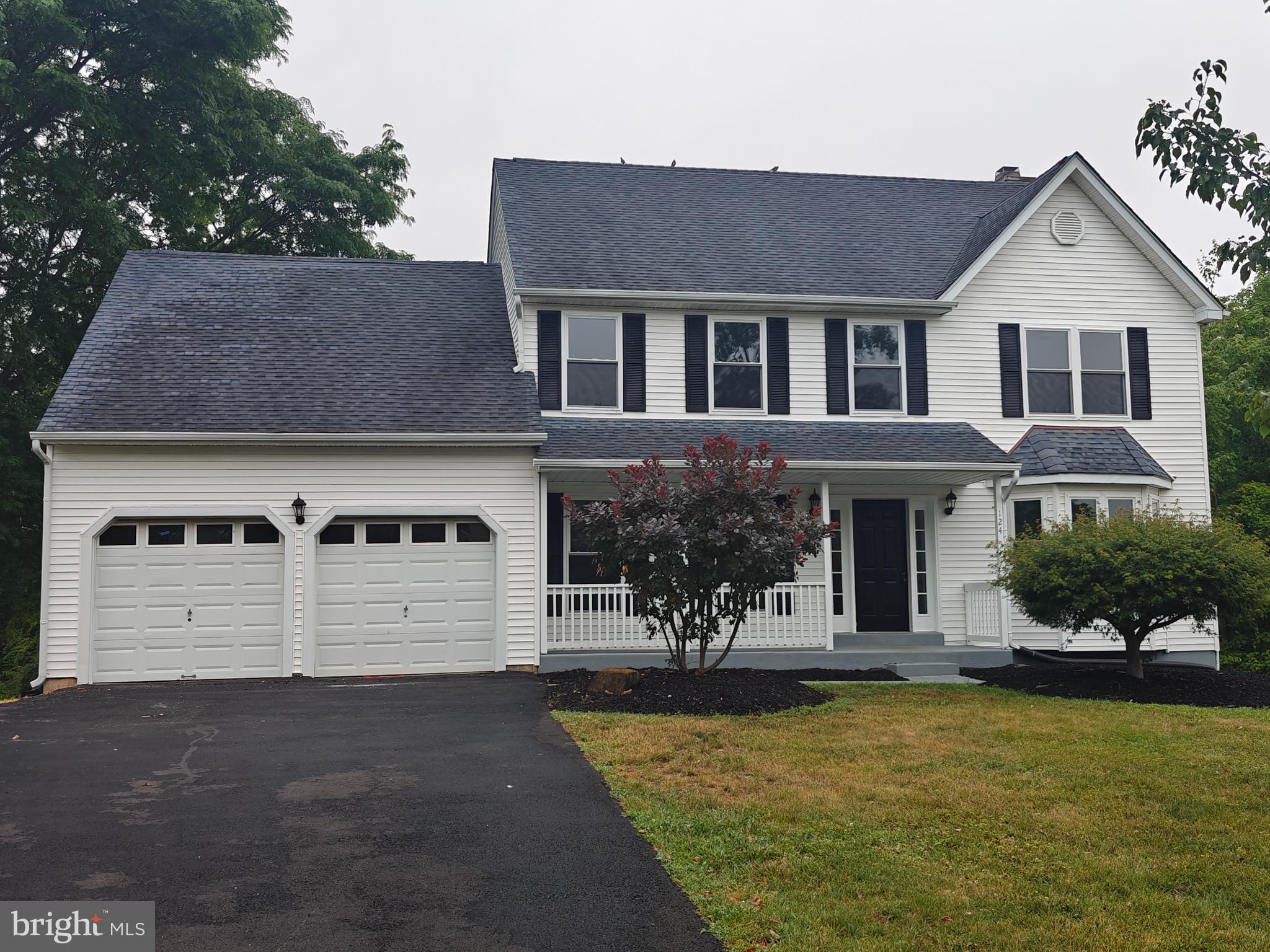 WINNERS CIRCLE - Residential