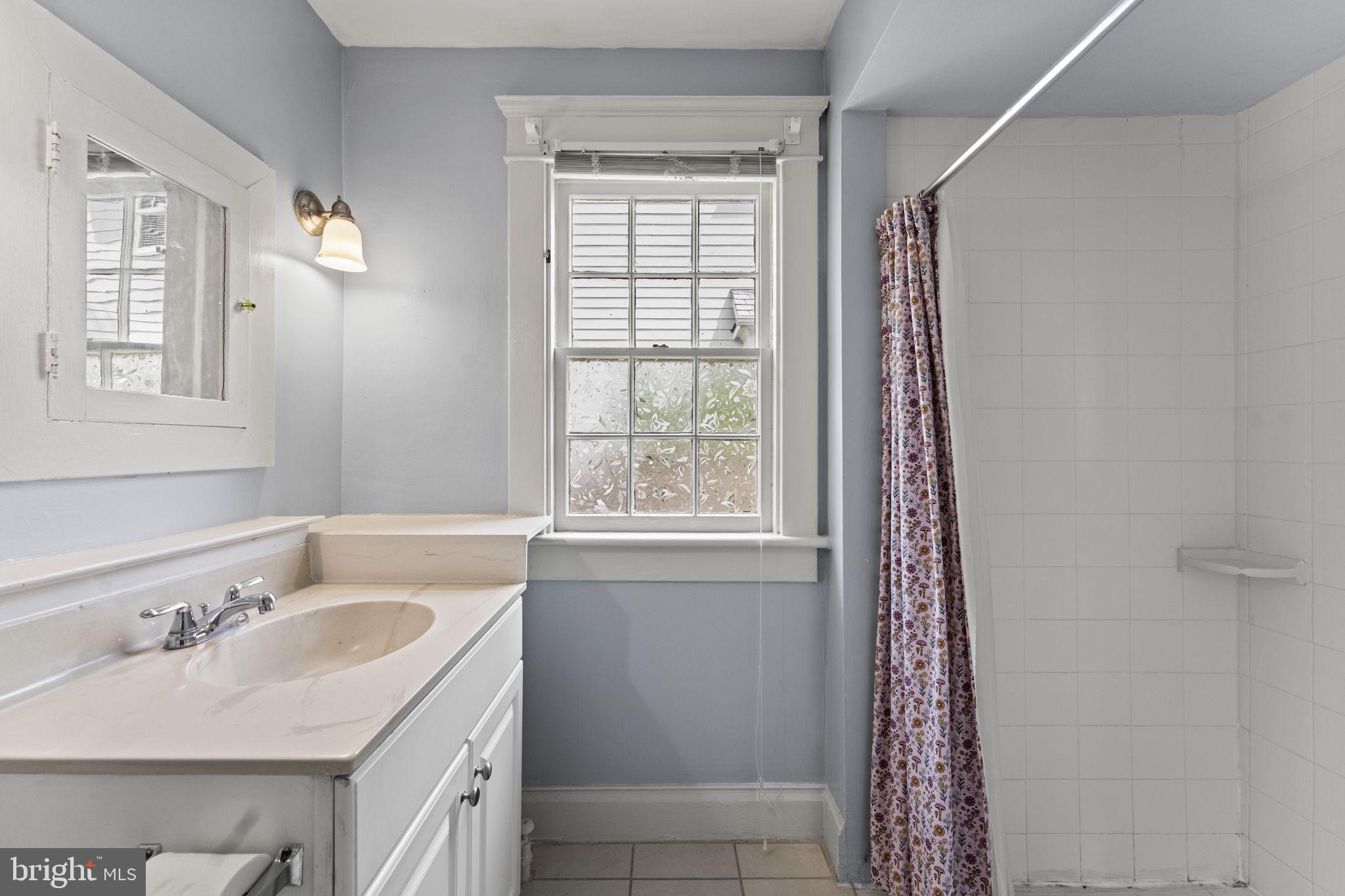 MIDDLEBURG - Residential