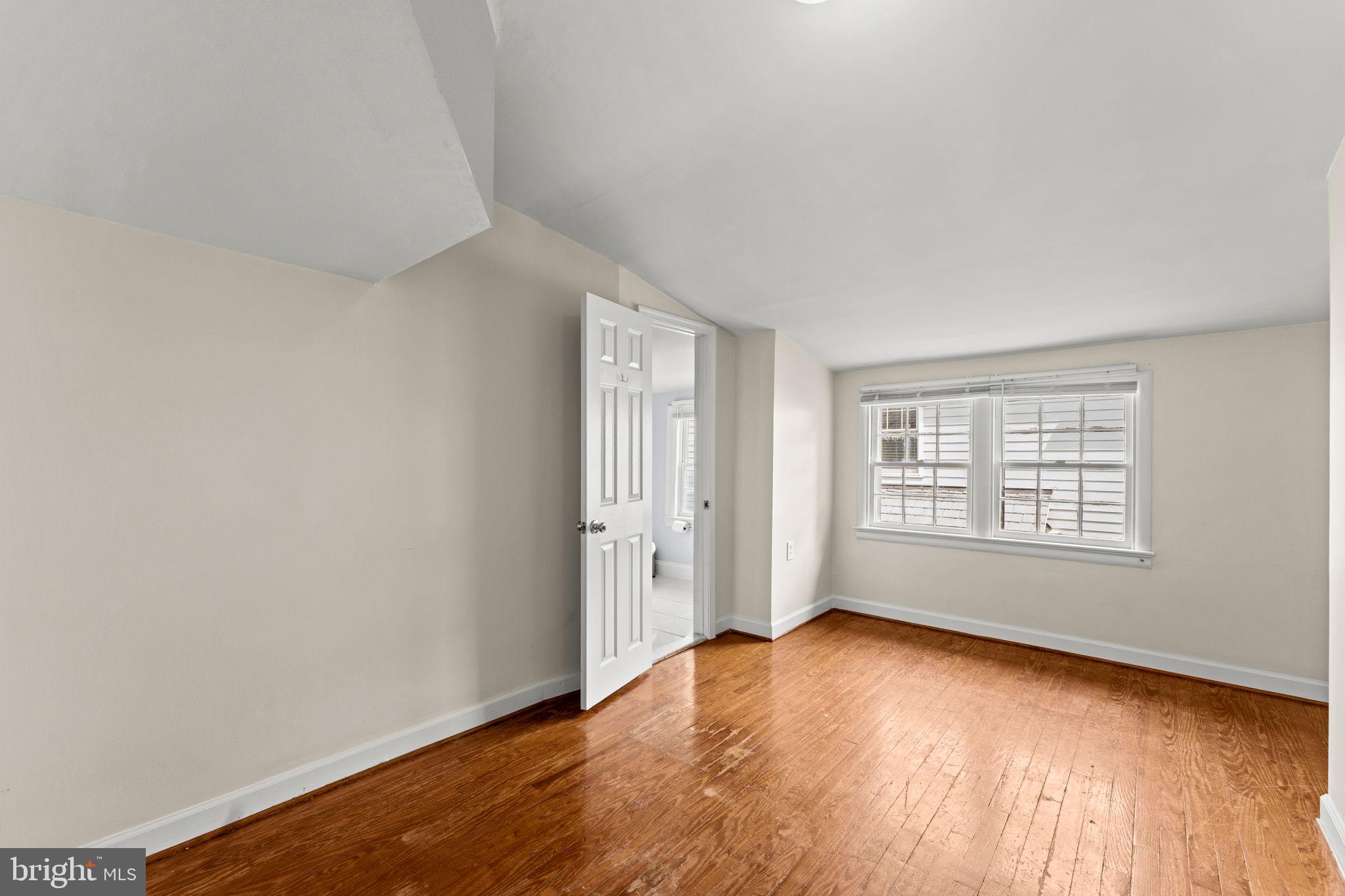 MIDDLEBURG - Residential