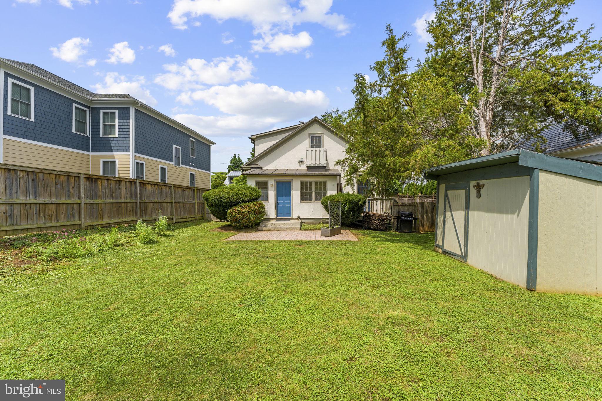 MIDDLEBURG - Residential
