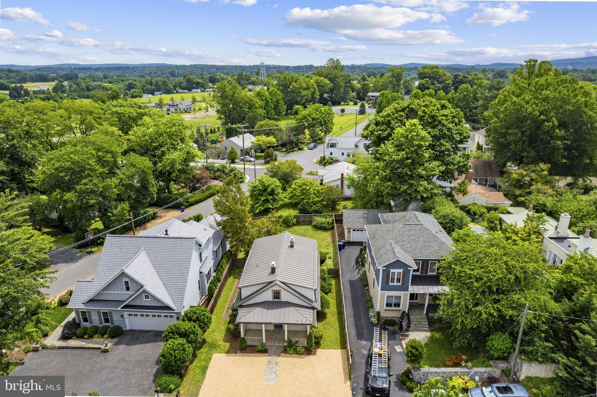 MIDDLEBURG - Residential