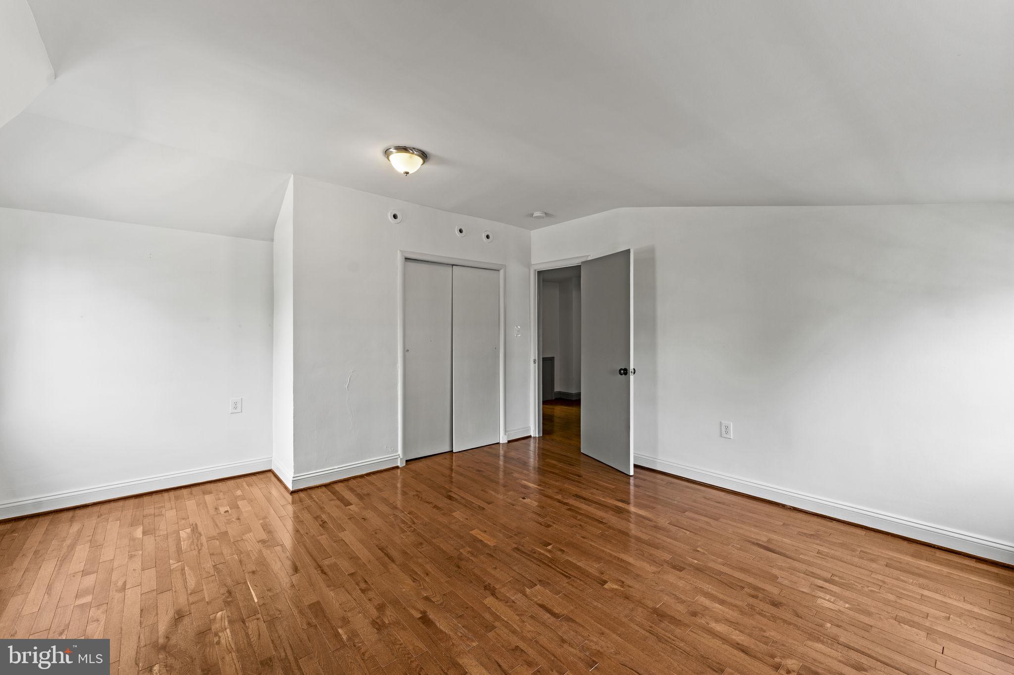 MIDDLEBURG - Residential