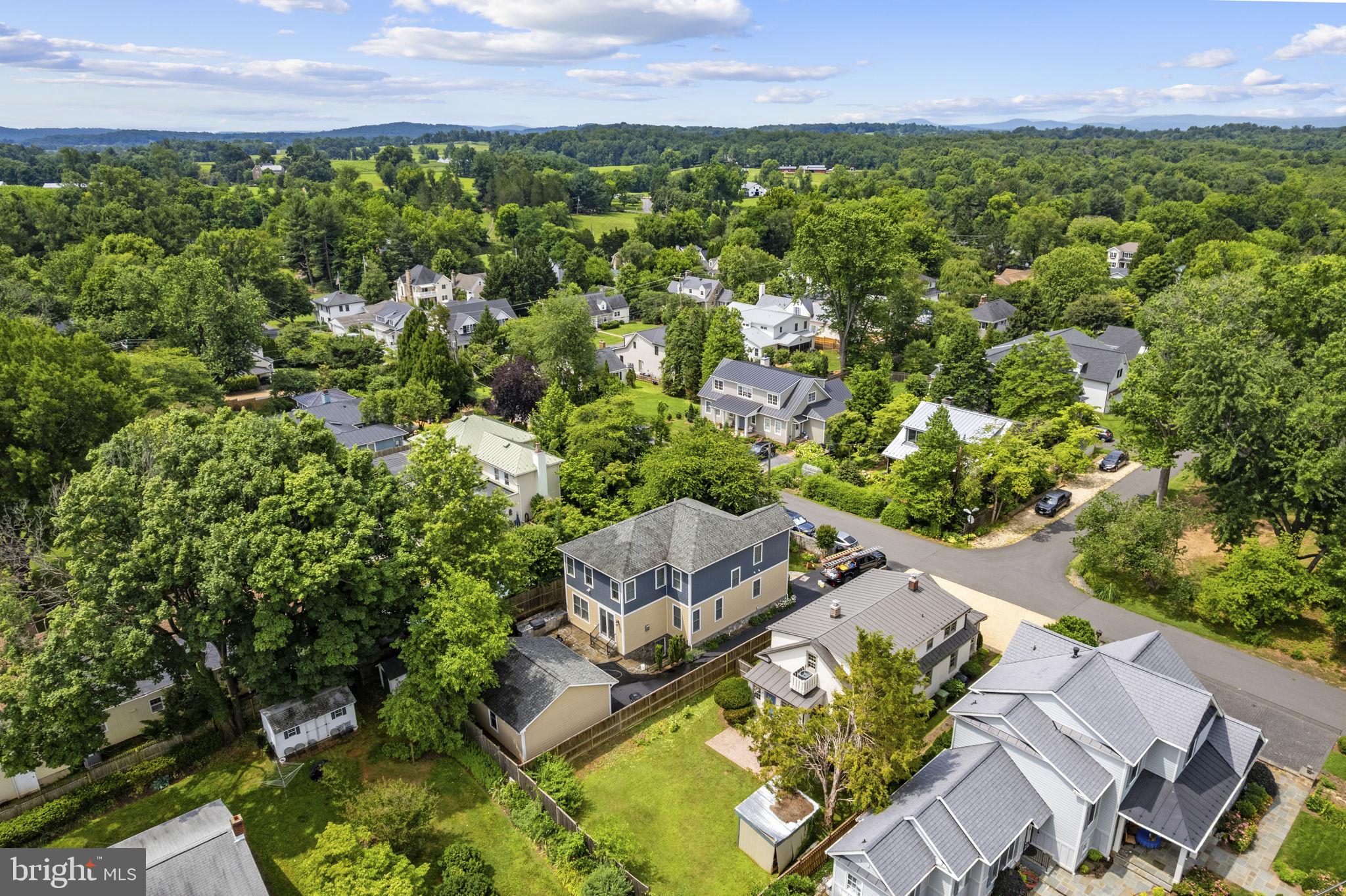 MIDDLEBURG - Residential