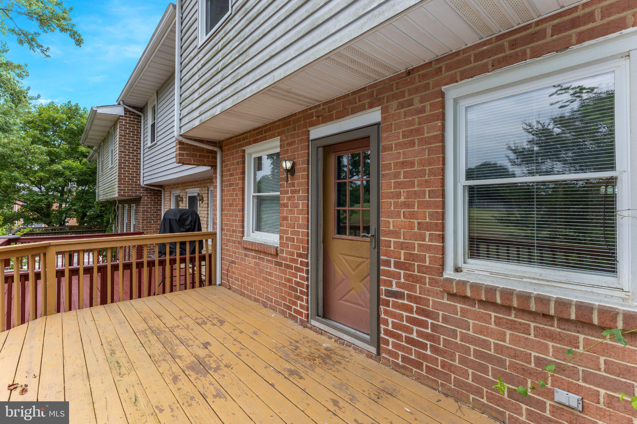 CHARTLEY TOWNHOUSES - Residential