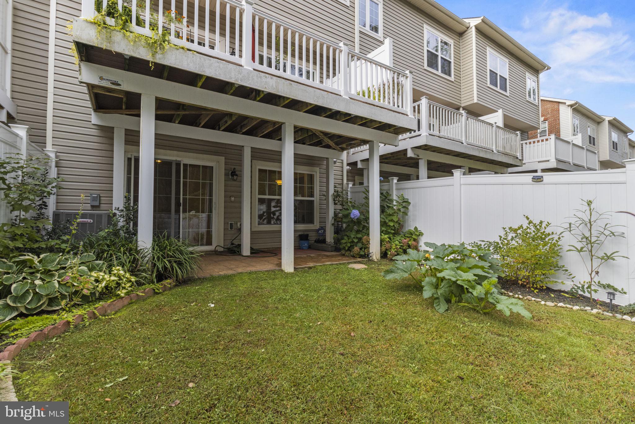 CHELSEA MANOR - Residential