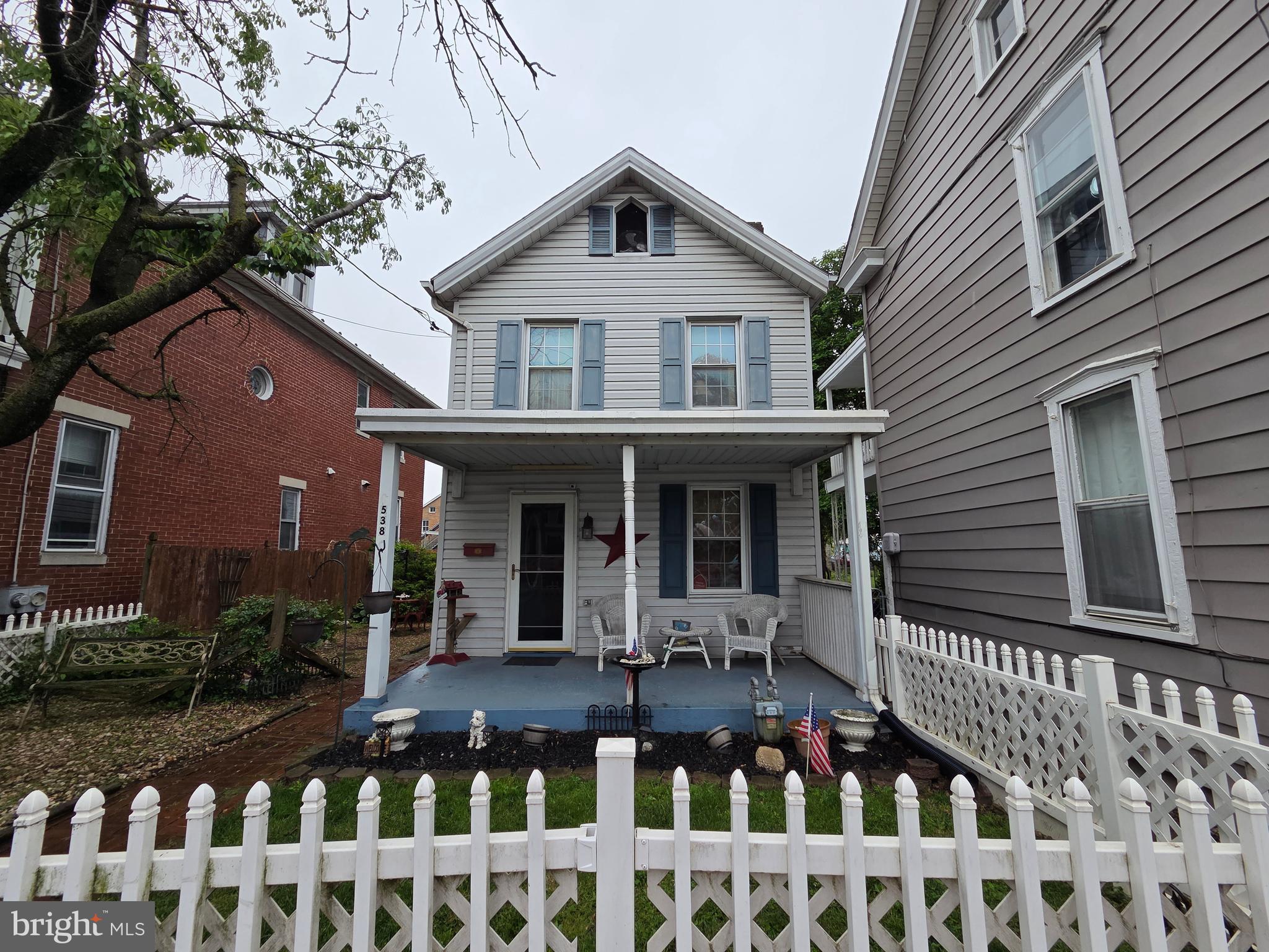 Conveniently located in the heart of Chambersburg, this solid 3-bedroom, 1-bathroom home is the perfect canvas for a first-time homebuyer looking to build sweat equity, or an investor searching for their next great project. Whether you are looking to stop renting and own your first home, or looking for a high-potential investment property, 538 E Queen Street offers endless possibilities. Schedule your showing today and imagine the potential!