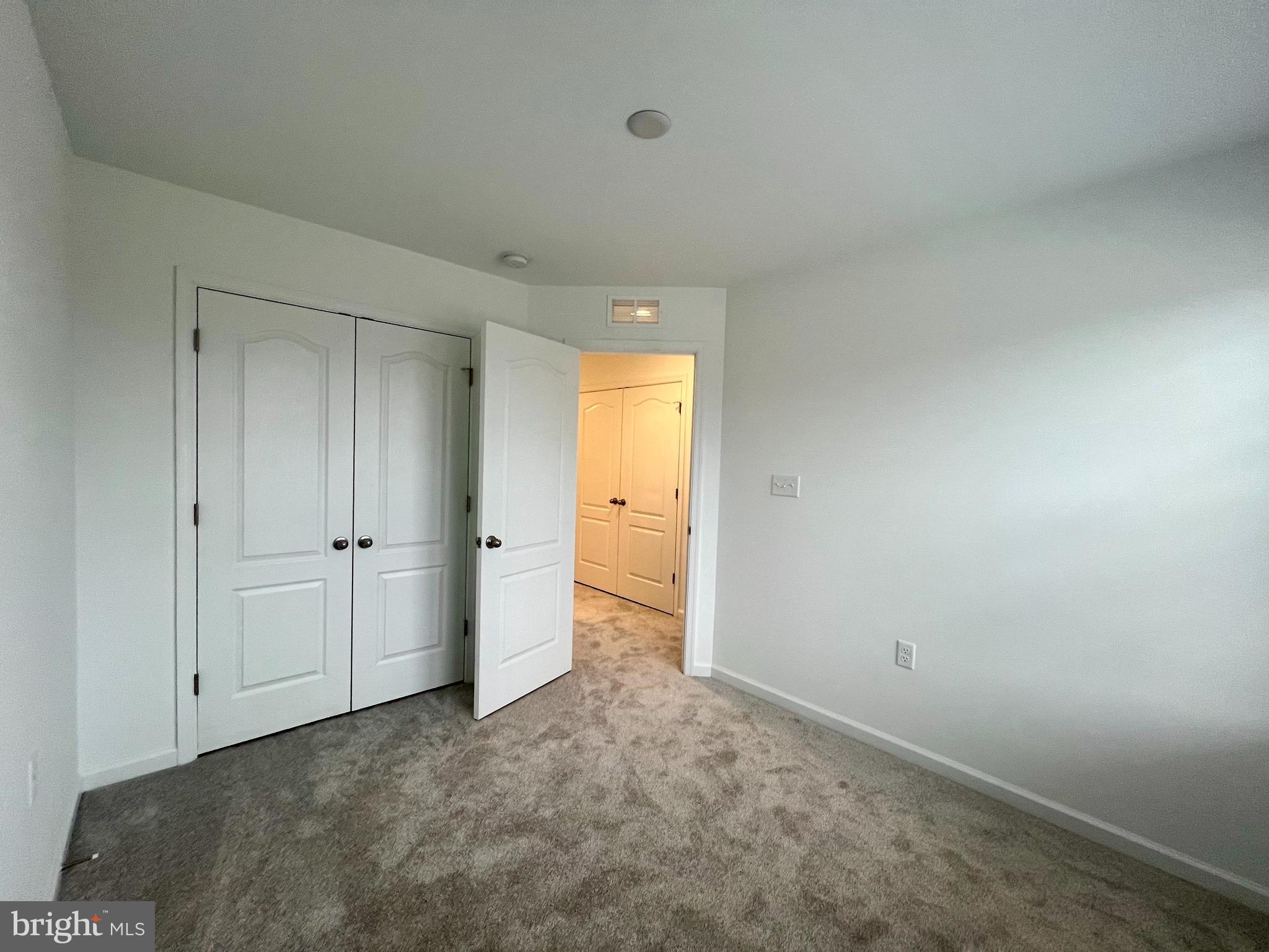 ARCHERS ROCK - Residential Lease