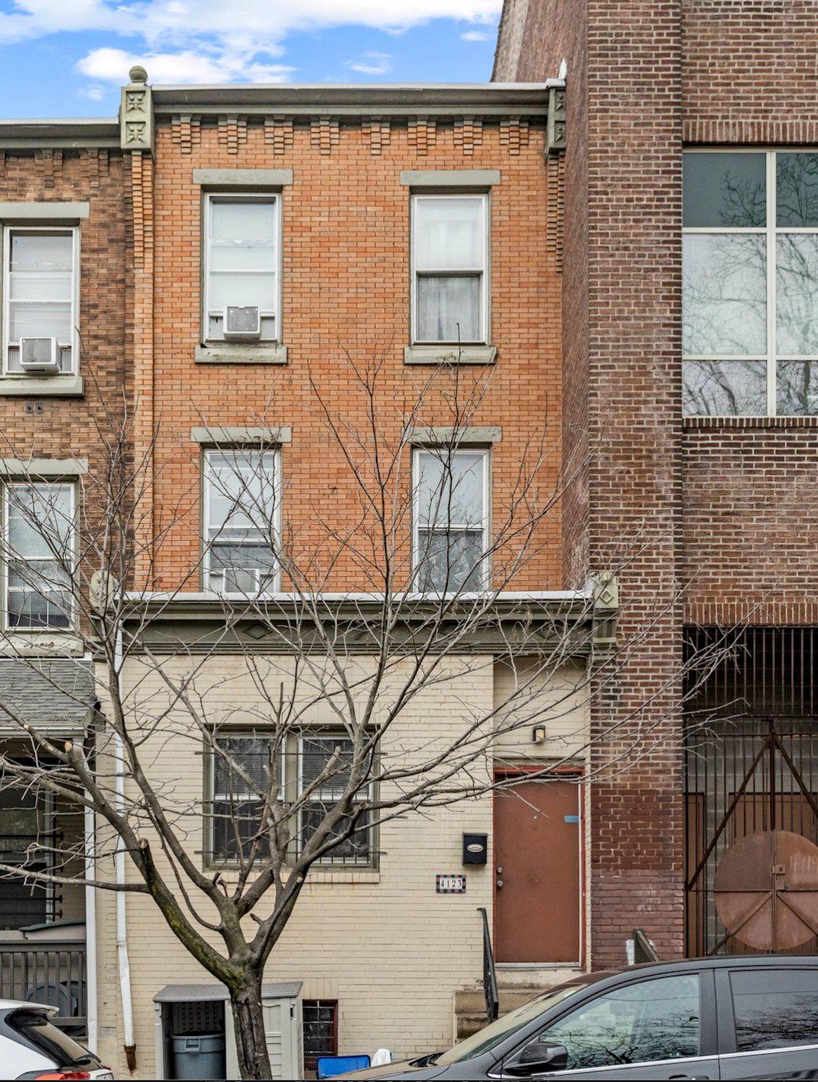 UNIVERSITY CITY - Residential