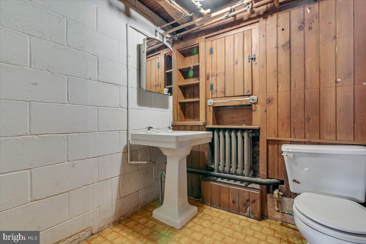 WYNDHAM HILL - Residential