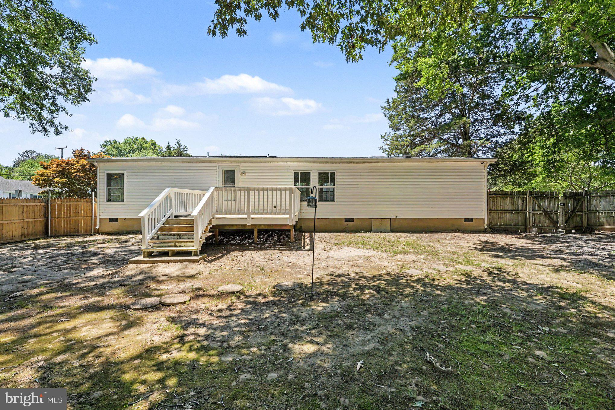 BLUFF POINT - Residential