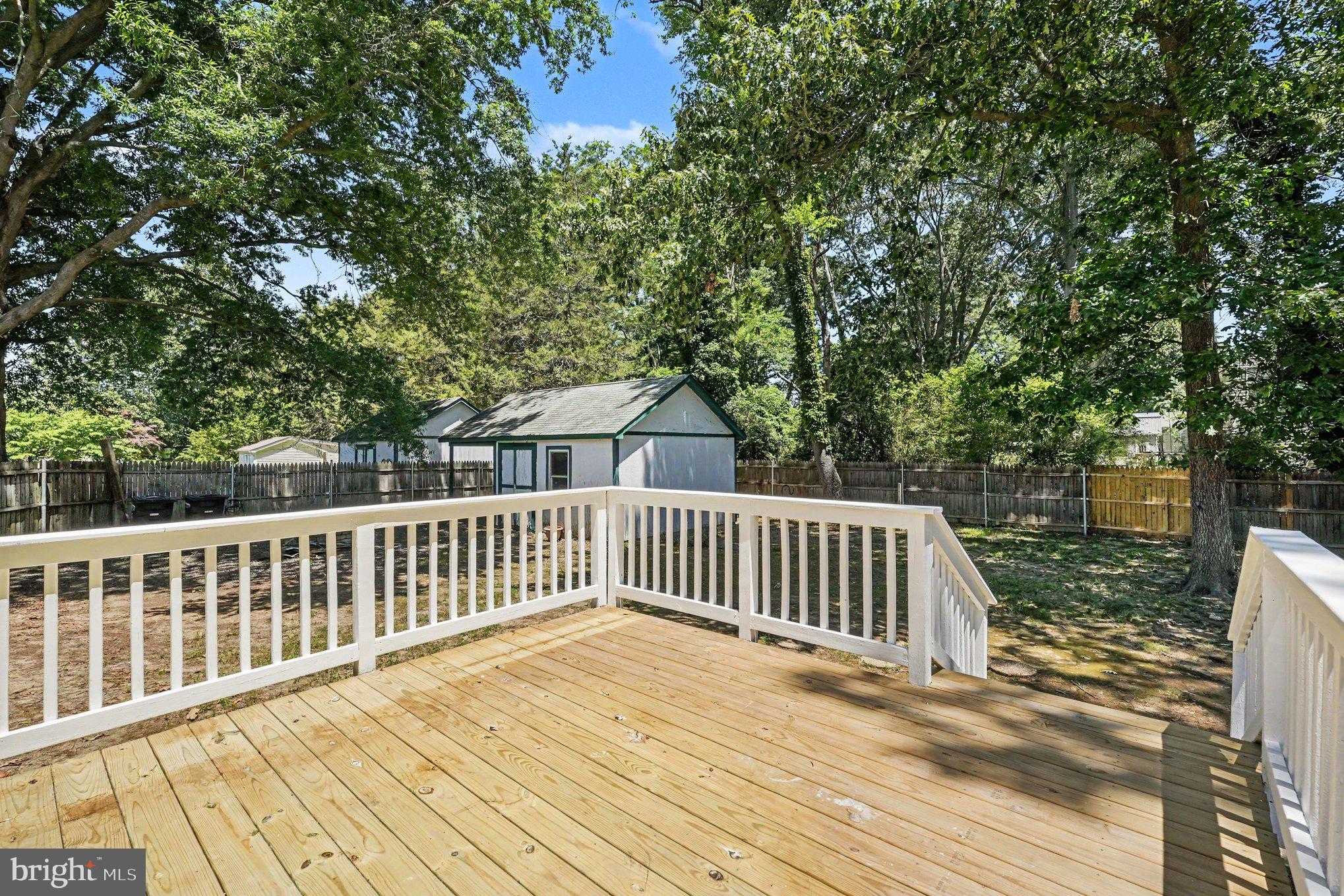 BLUFF POINT - Residential
