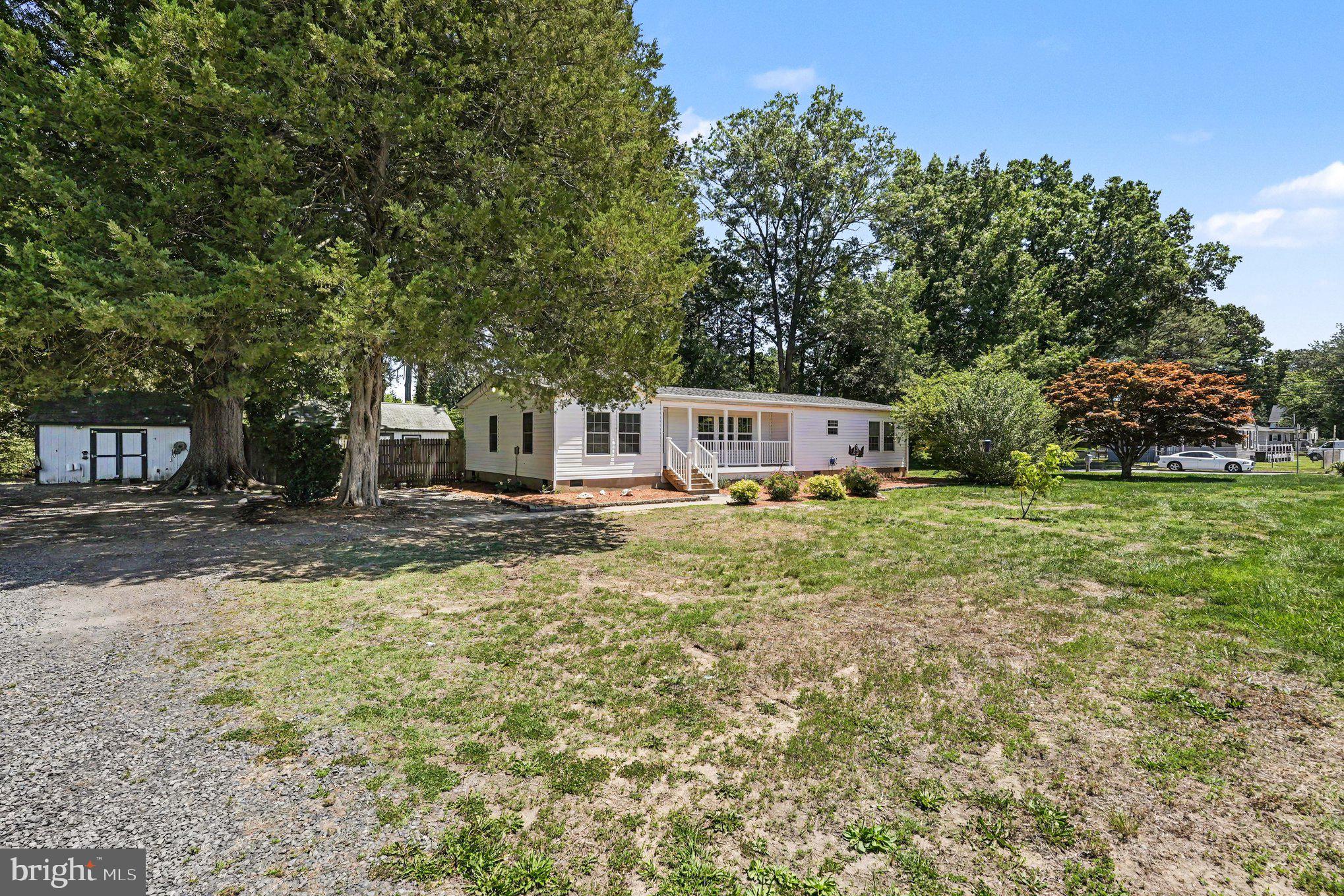 BLUFF POINT - Residential