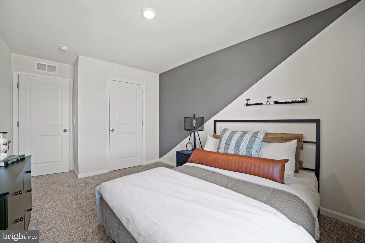 WEST WIND - Residential