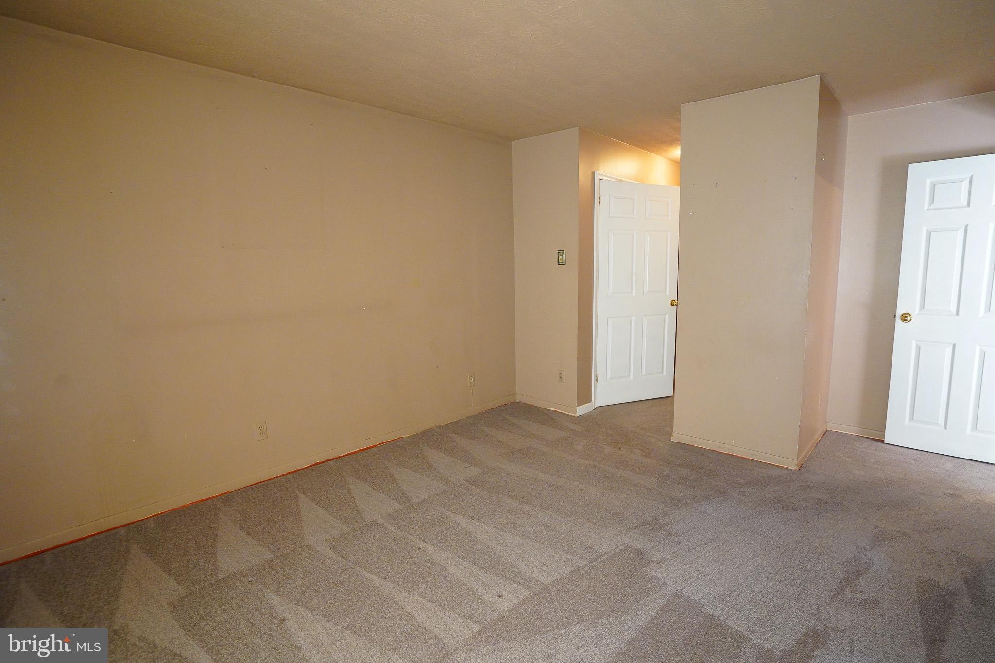 TREETOP - Residential Lease