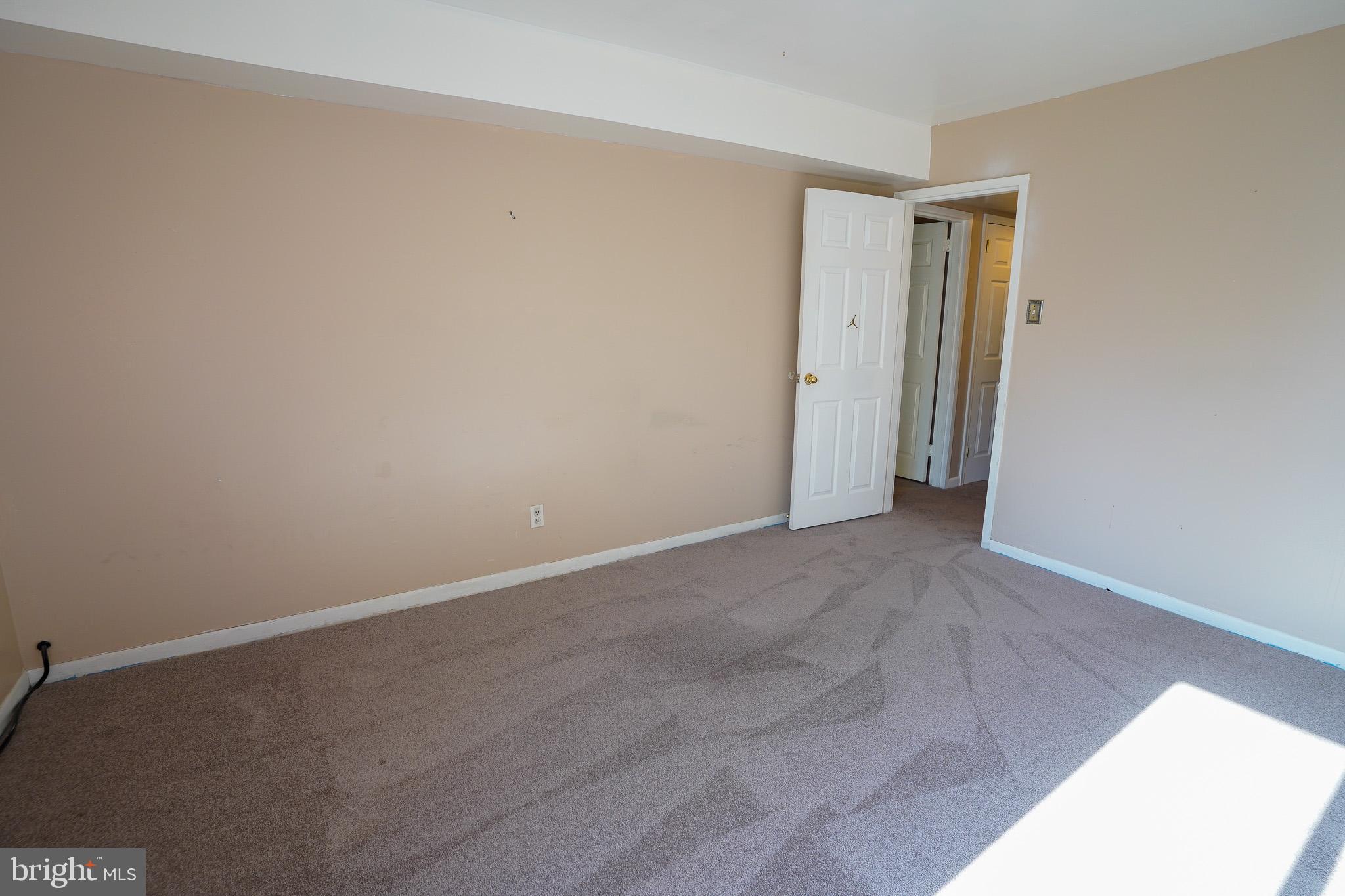 TREETOP - Residential Lease