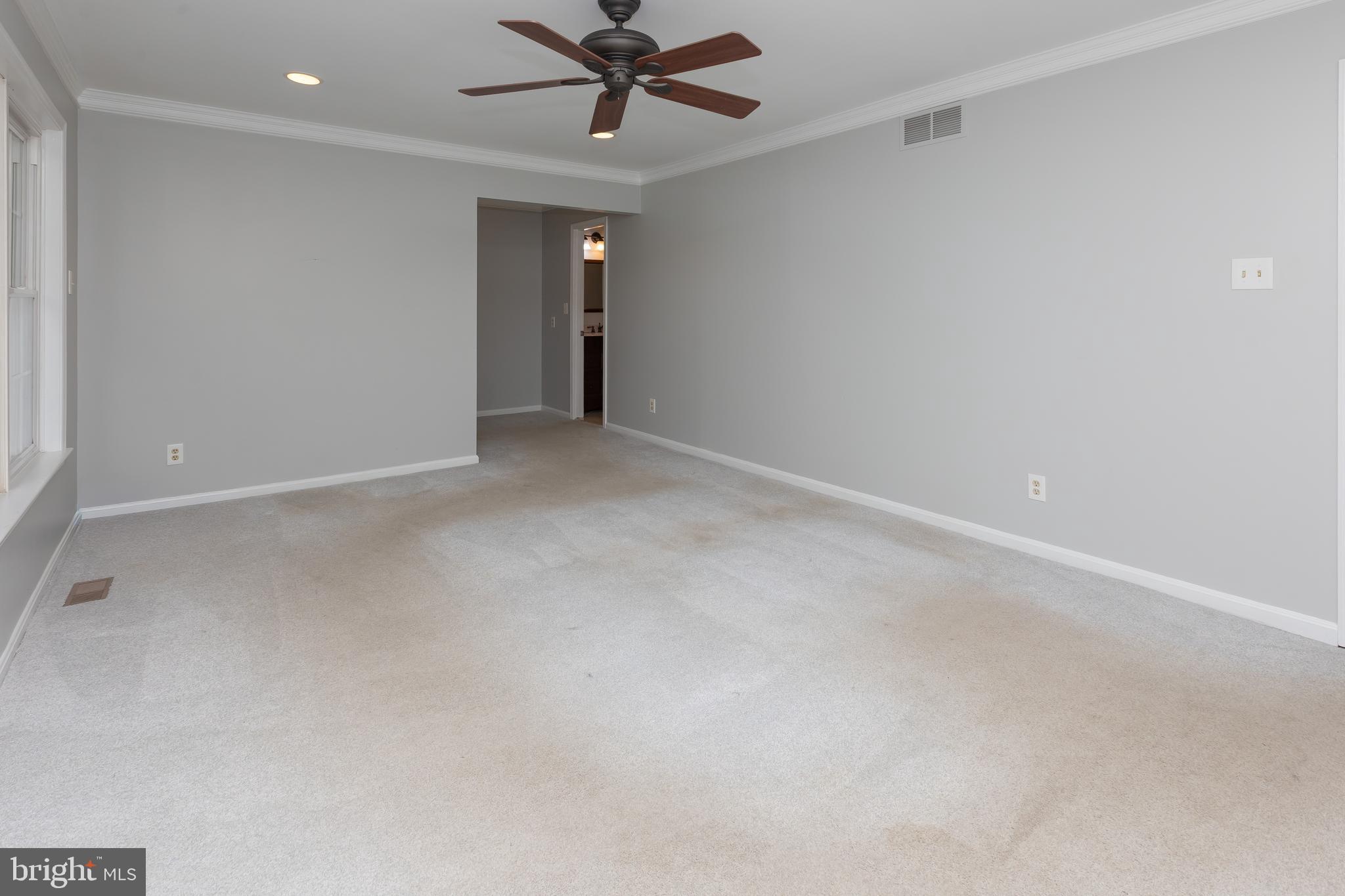 HONEYSUCKLE HILL - Residential