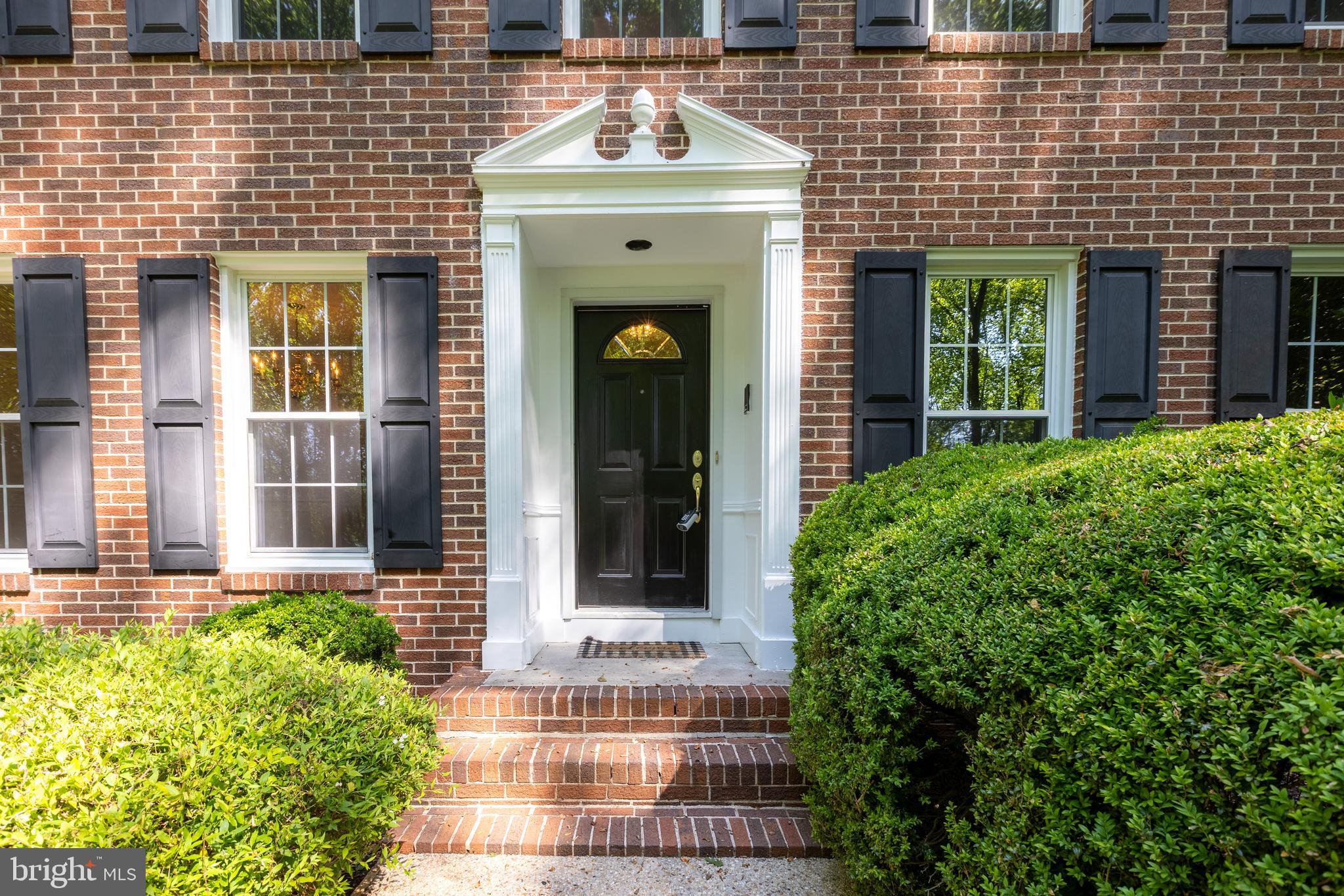 HONEYSUCKLE HILL - Residential