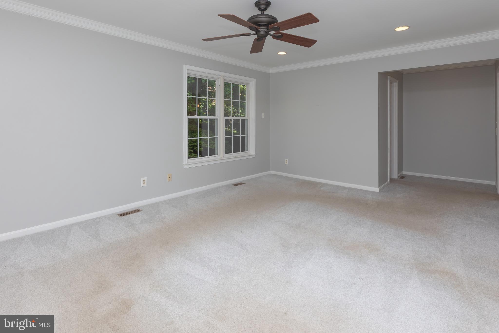 HONEYSUCKLE HILL - Residential