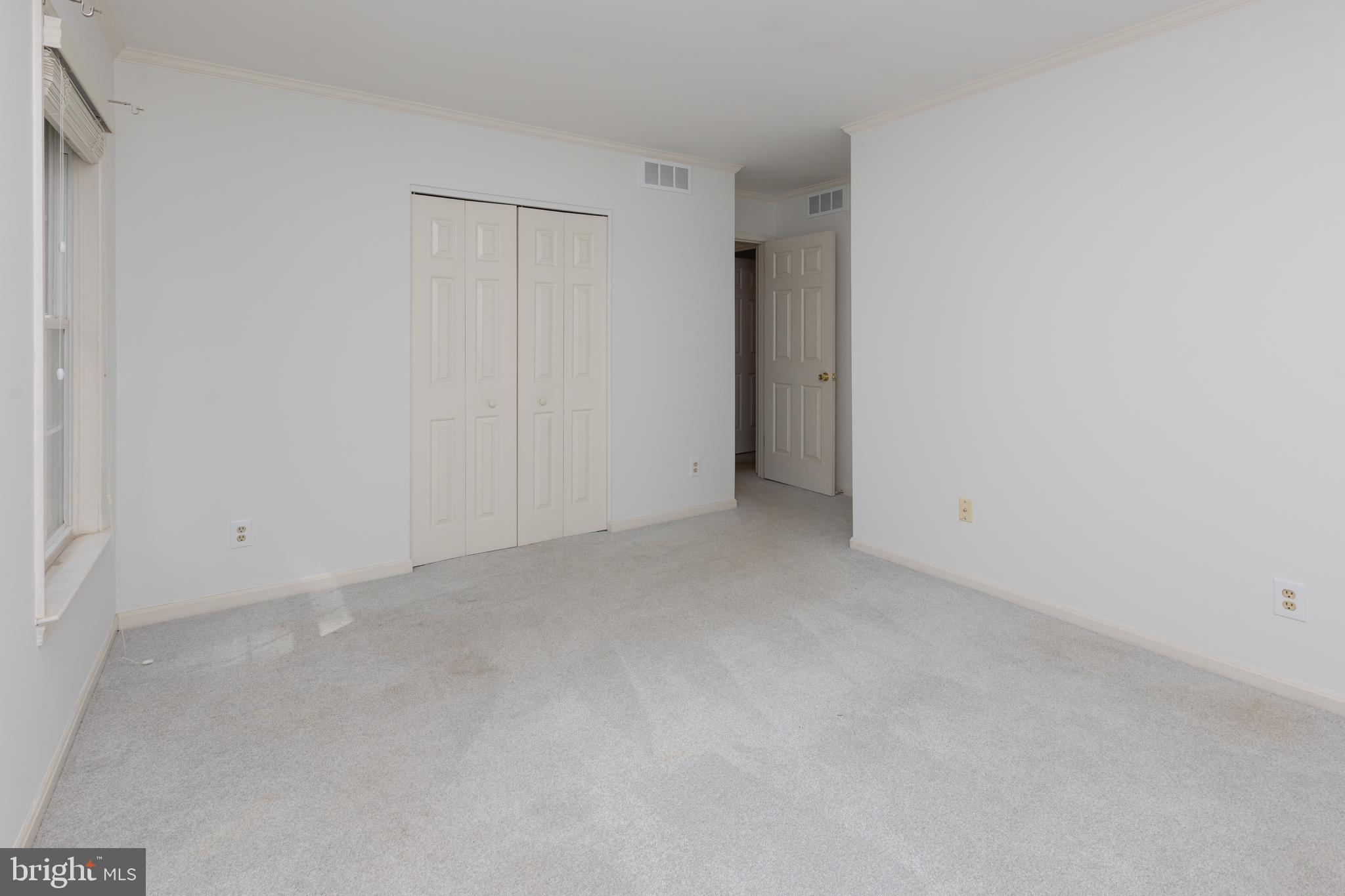 HONEYSUCKLE HILL - Residential