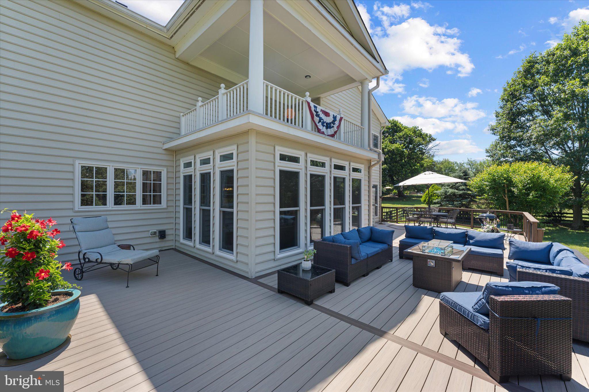 CHESTNUT HILLS - Residential