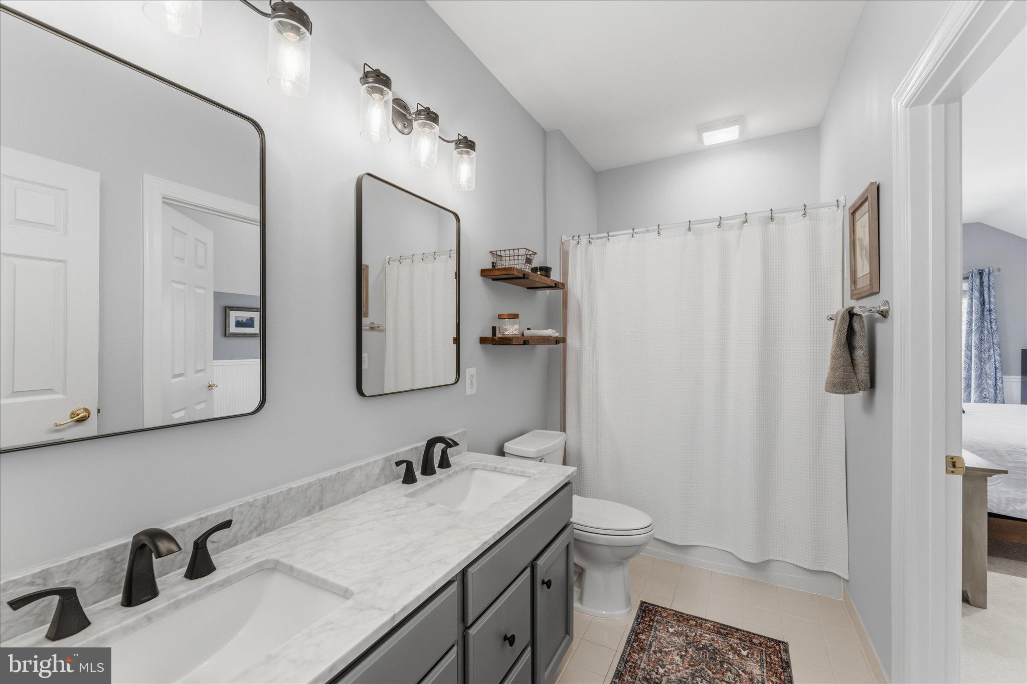 CHESTNUT HILLS - Residential