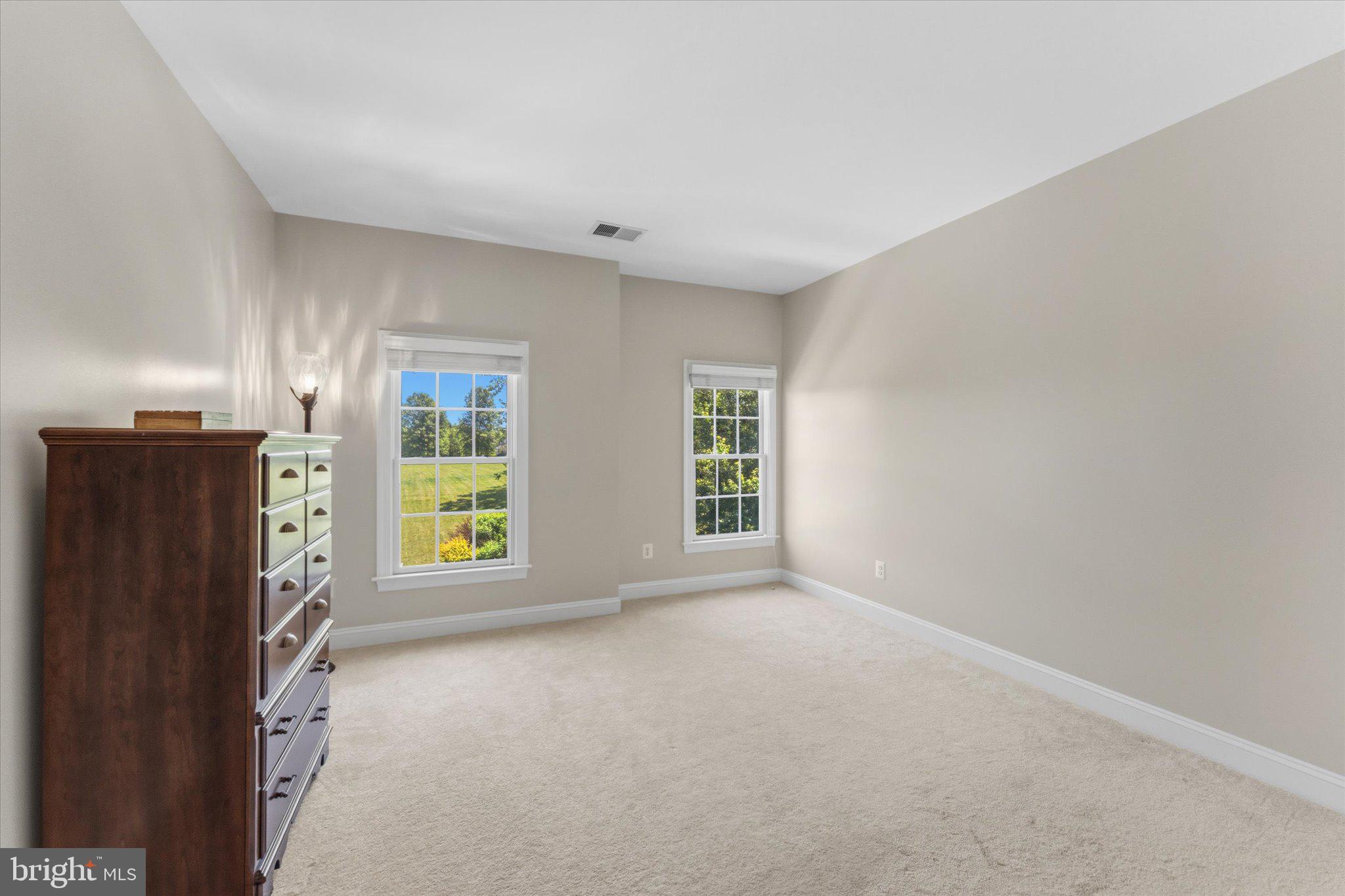 CHESTNUT HILLS - Residential