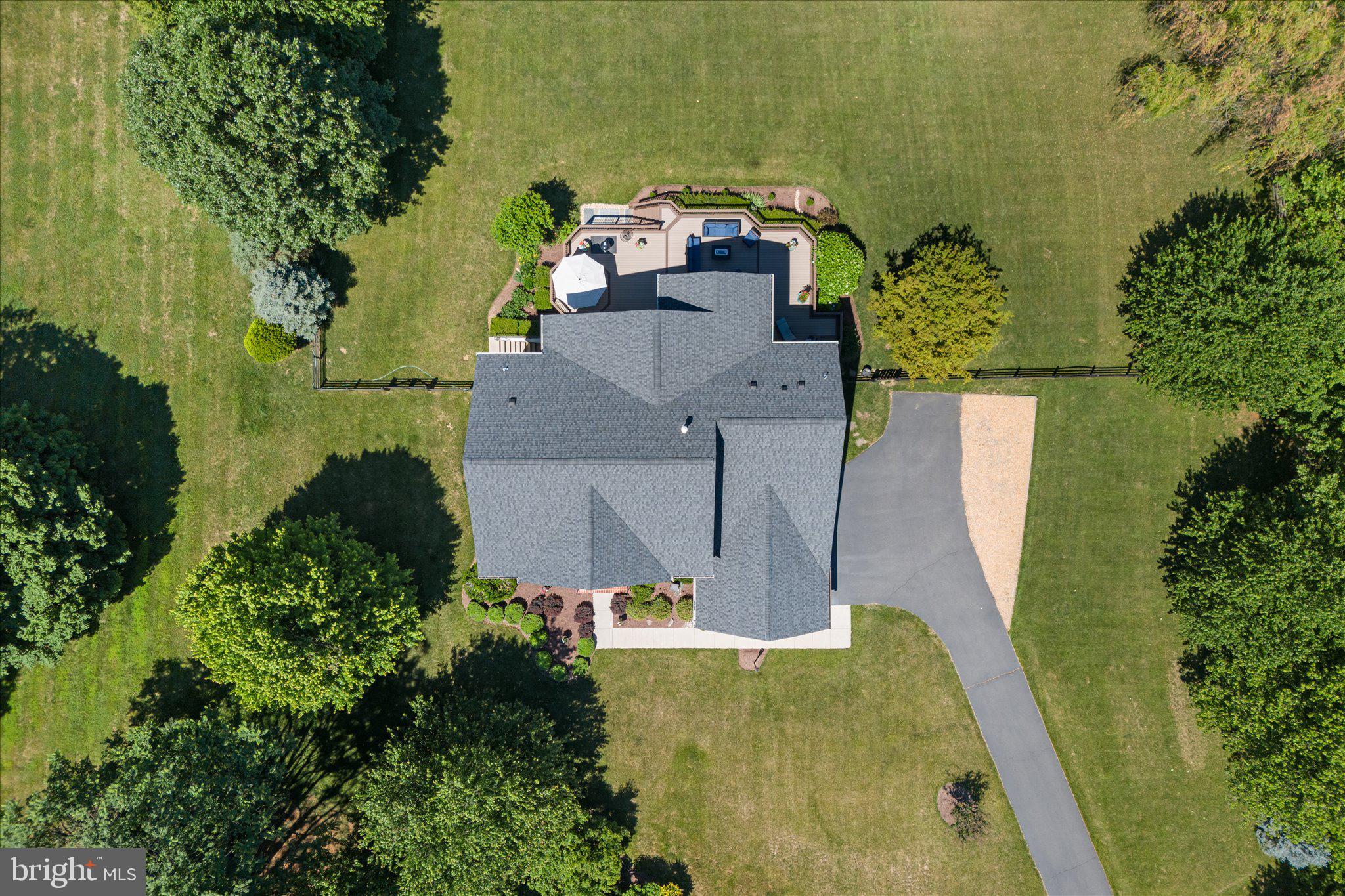 CHESTNUT HILLS - Residential
