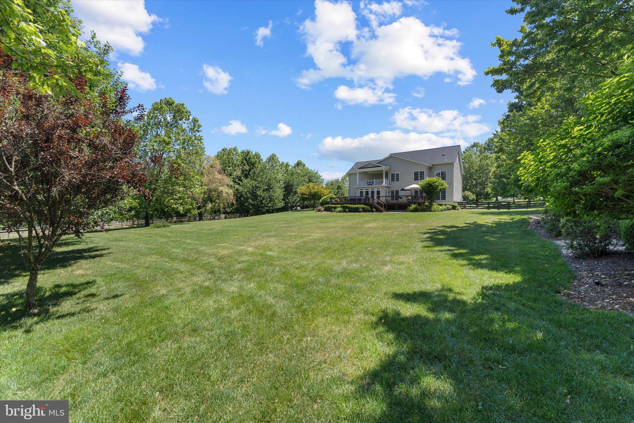 CHESTNUT HILLS - Residential