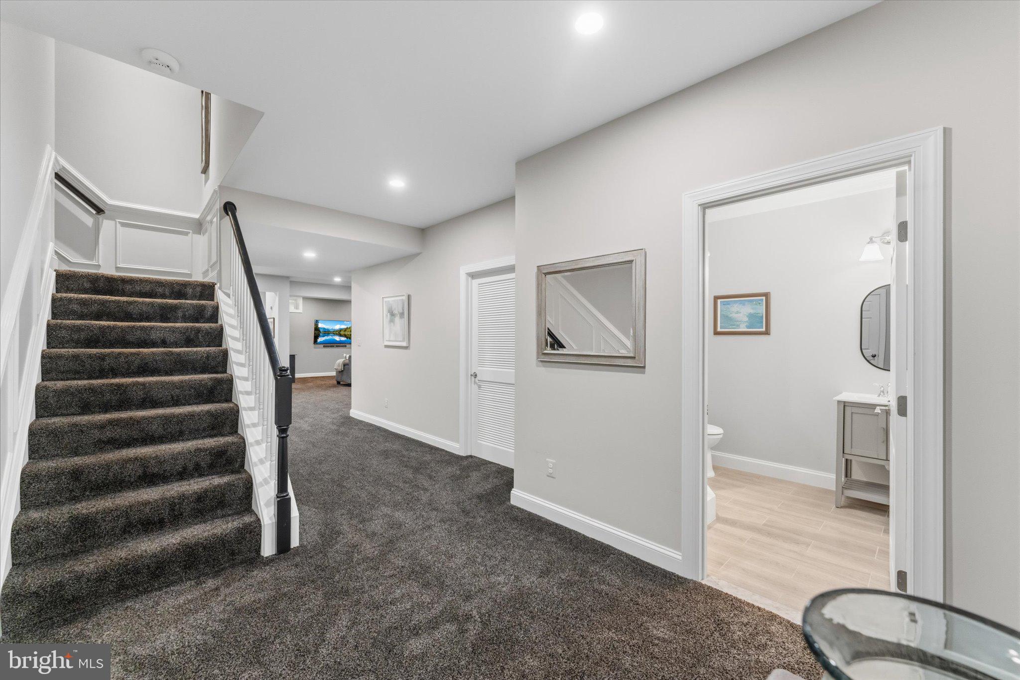 CHESTNUT HILLS - Residential