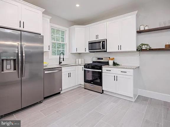 MOUNT WASHINGTON - Residential Lease
