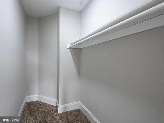 MOUNT WASHINGTON - Residential Lease