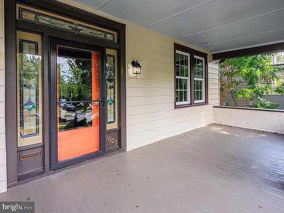 MOUNT WASHINGTON - Residential Lease