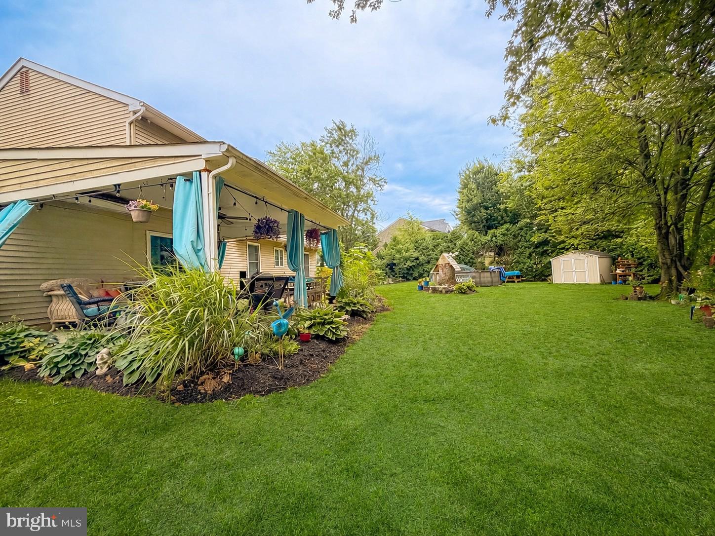 OXFORD GLEN - Residential