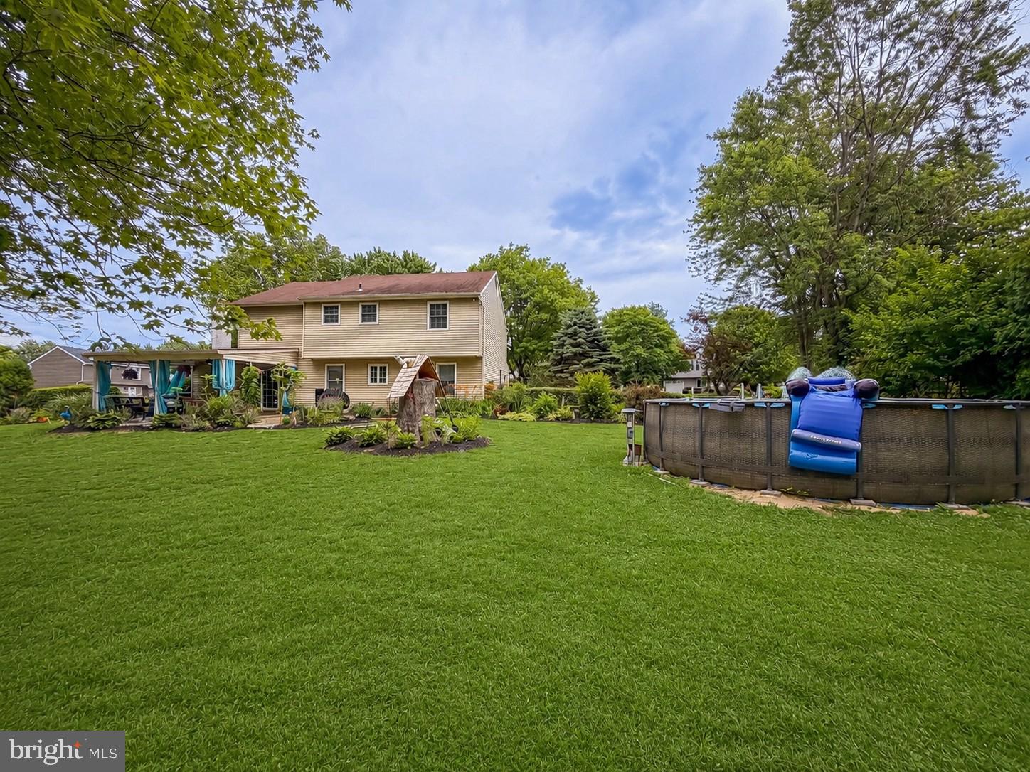 OXFORD GLEN - Residential