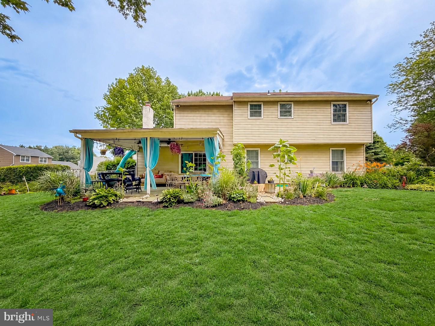 OXFORD GLEN - Residential