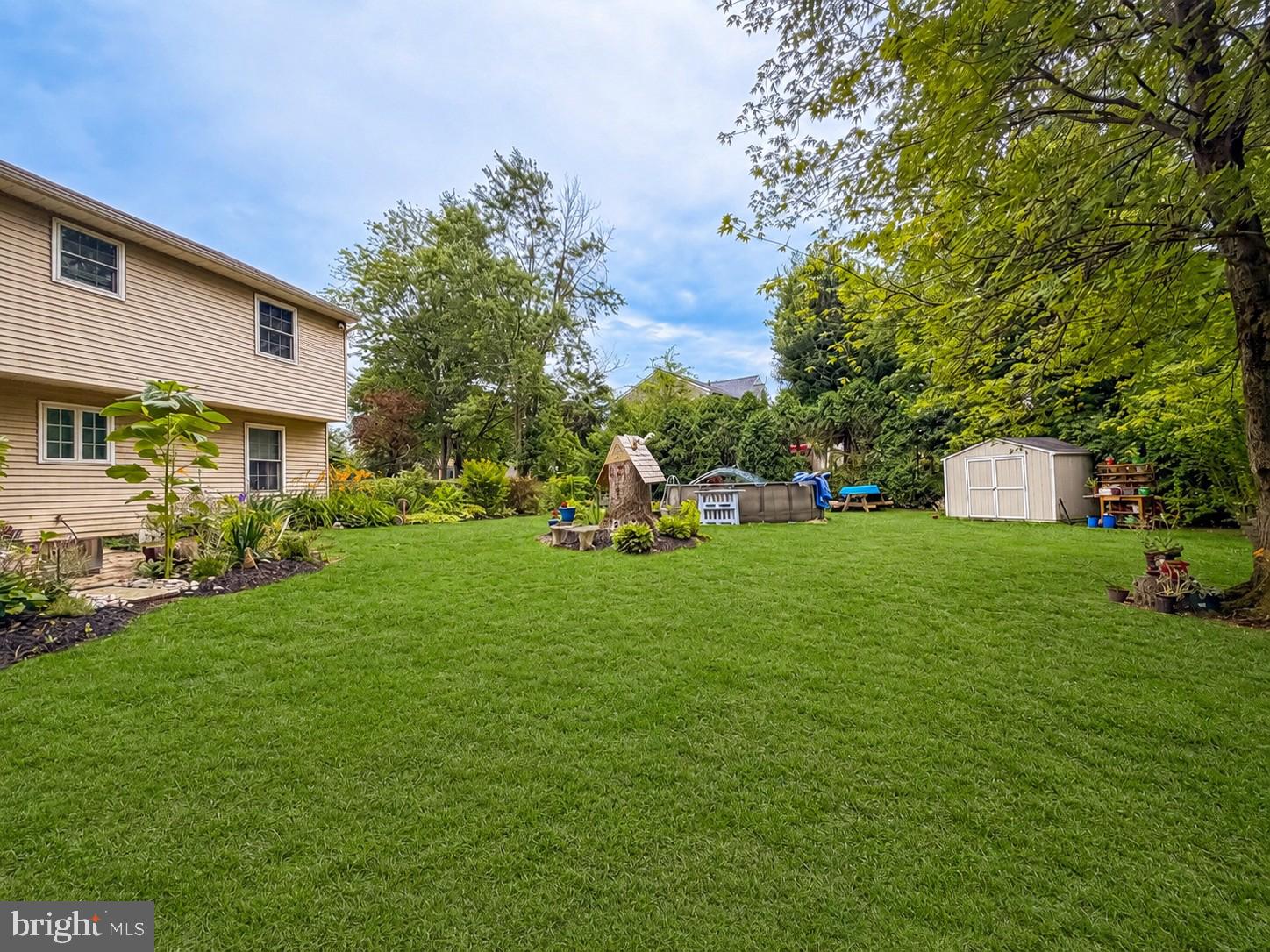 OXFORD GLEN - Residential