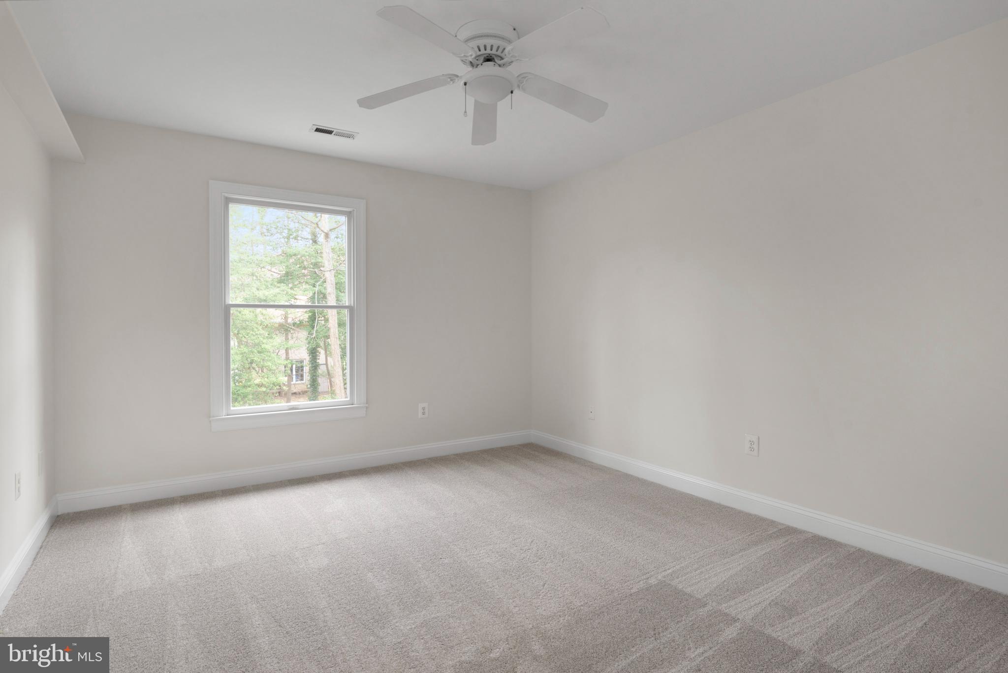 STONINGTON - Residential