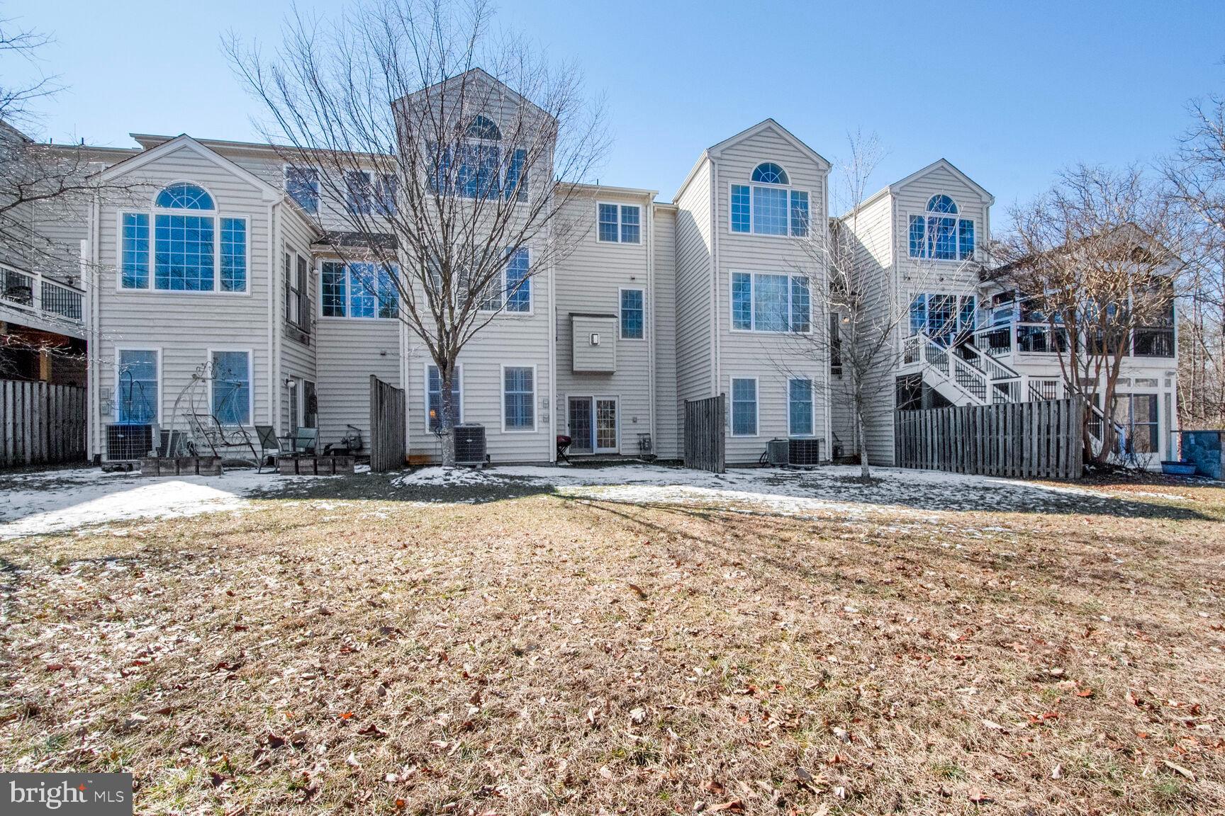 SOUTH RIDING - Residential
