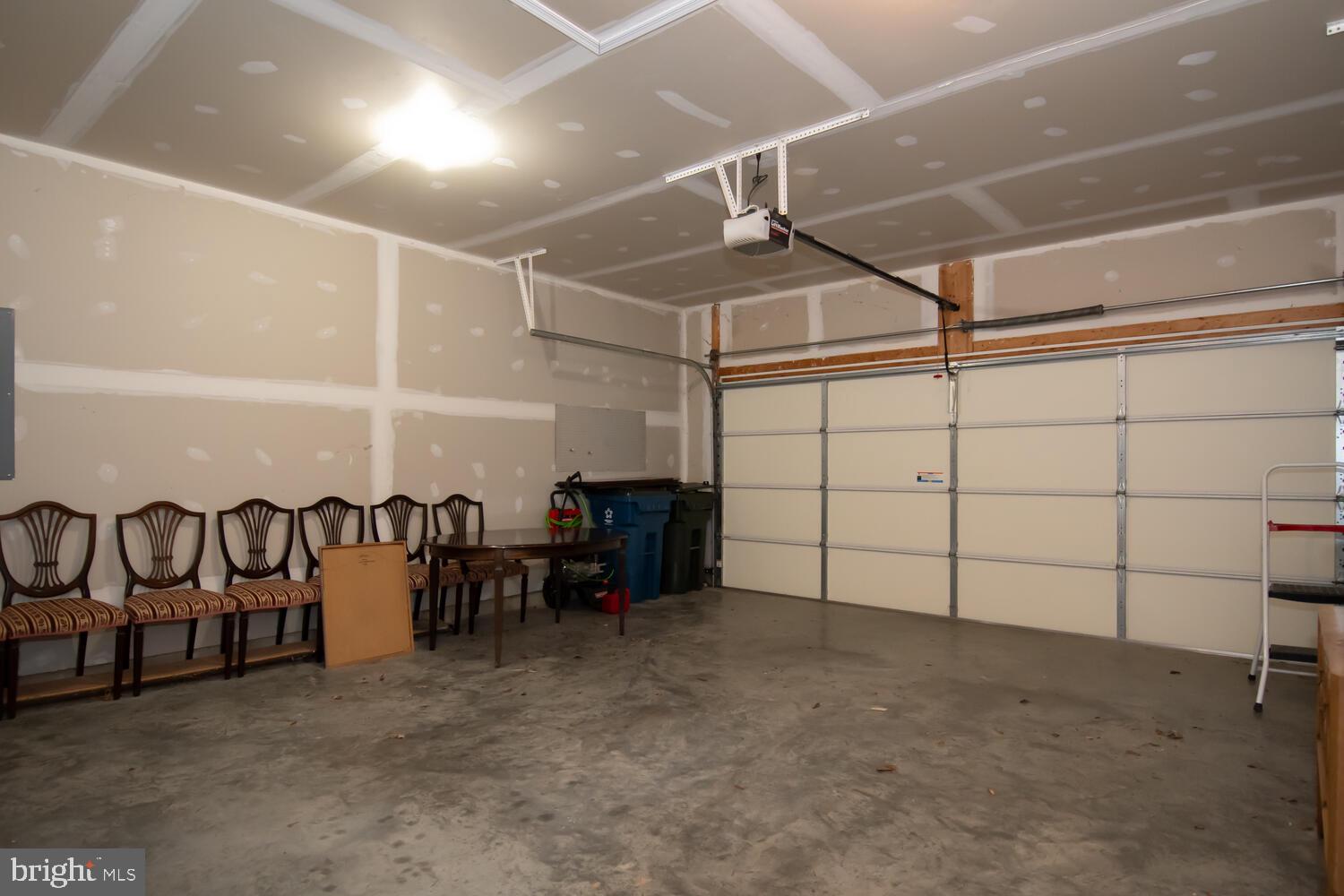 EASTON CLUB EAST - Residential