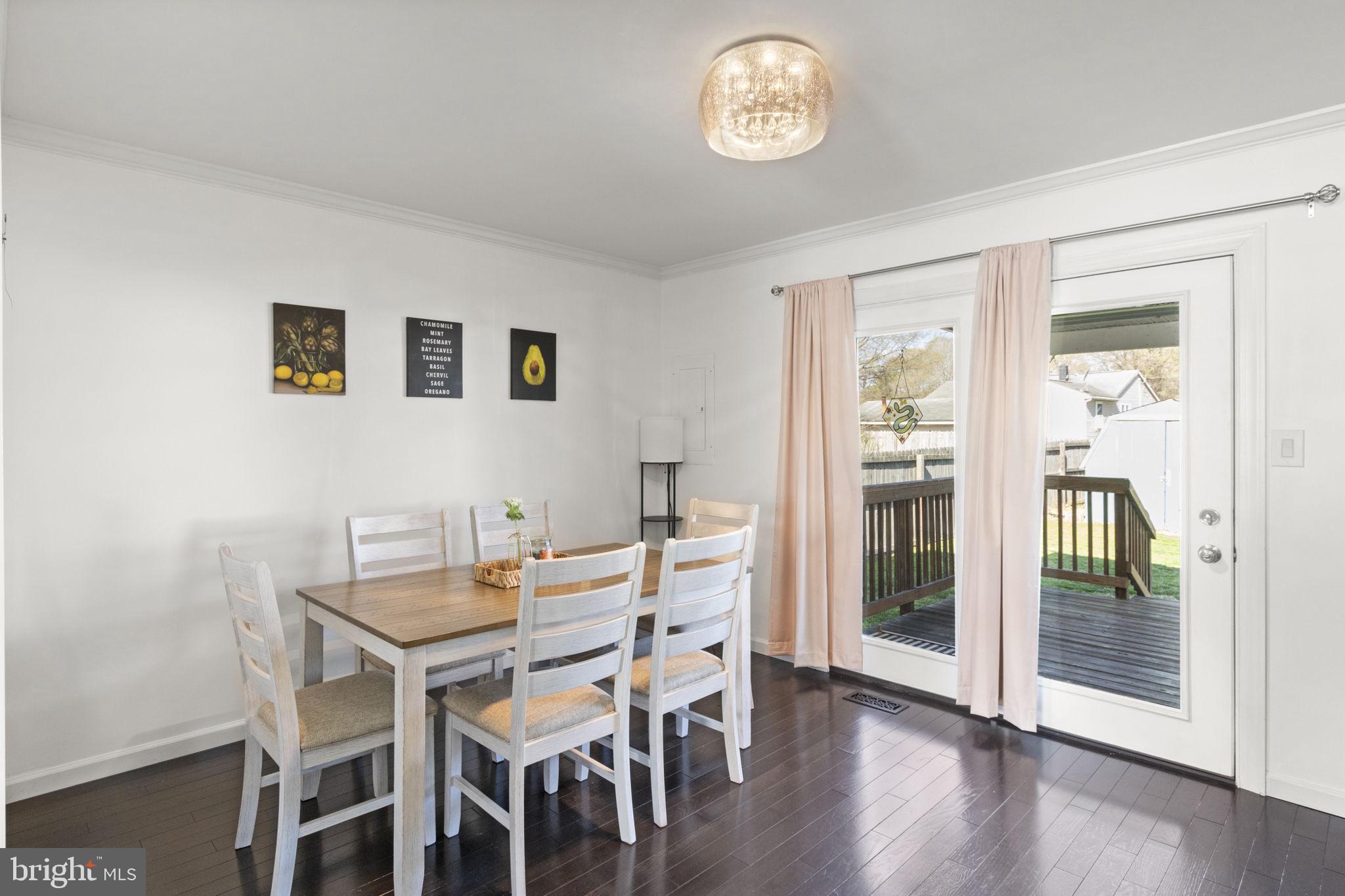 MEADOWBROOK - Residential