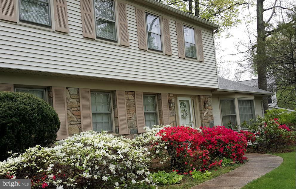 WOODLEY GARDENS - Residential